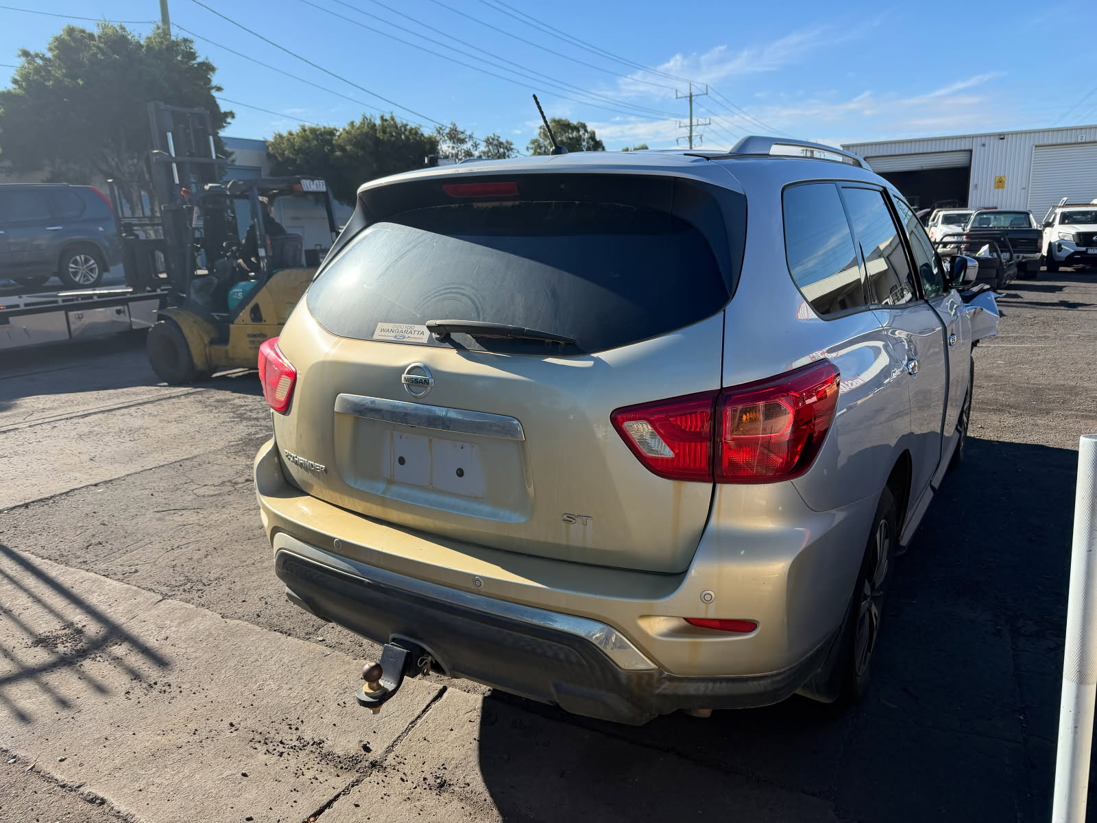 NISSAN PATHFINDER R52 ST 2WD VQ35 CVT AUTO 2018 SILVER WRECKING