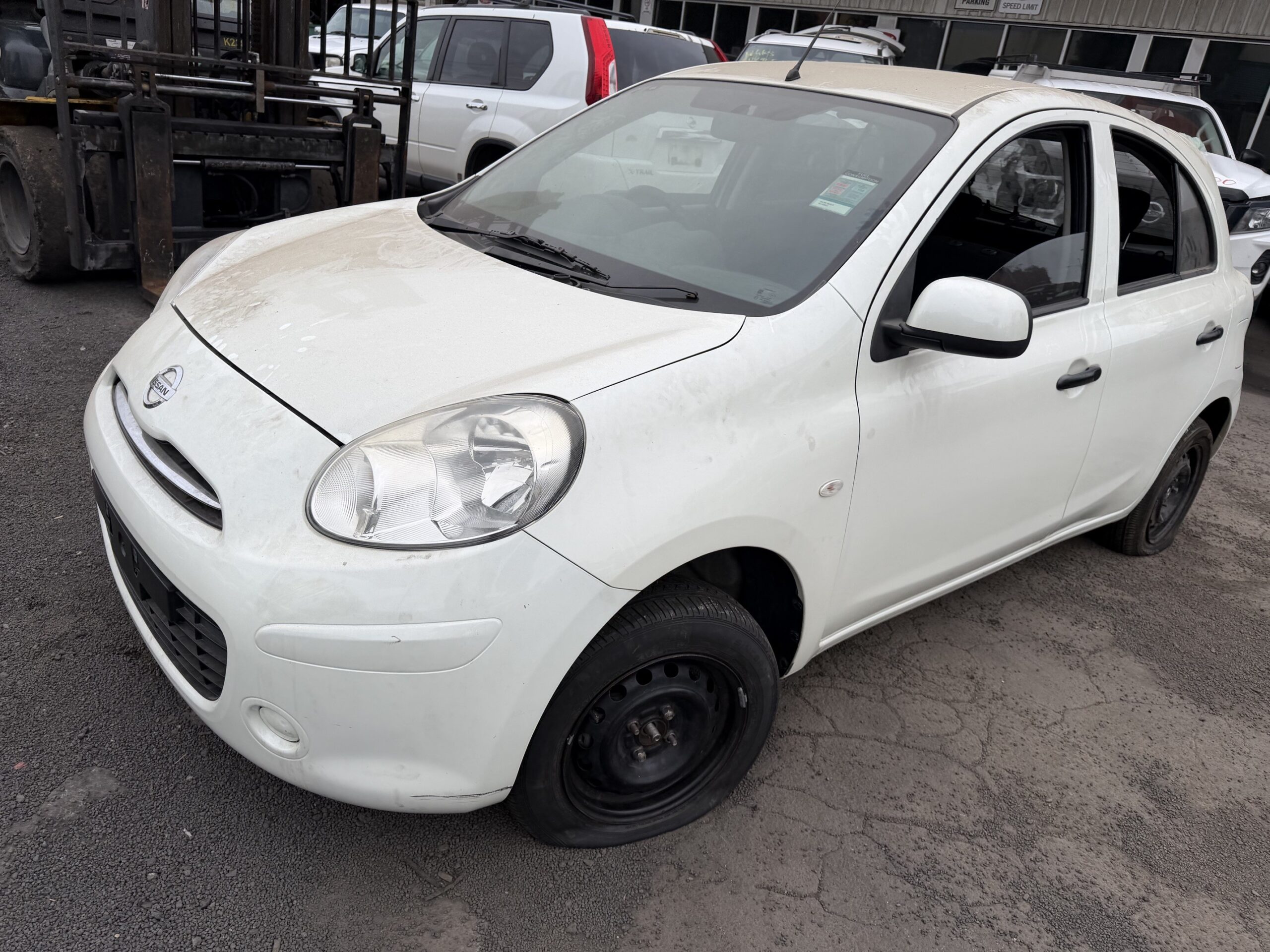 NISSAN MICRA K13 ST WHITE WRECKING 1.2 AND 1.5