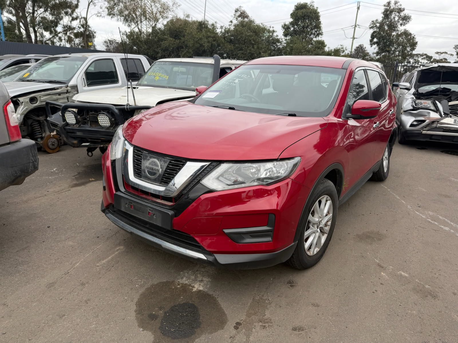 NISSAN X-TRAIL T32 ST QR25 AUTO RED 2018 WRECKING