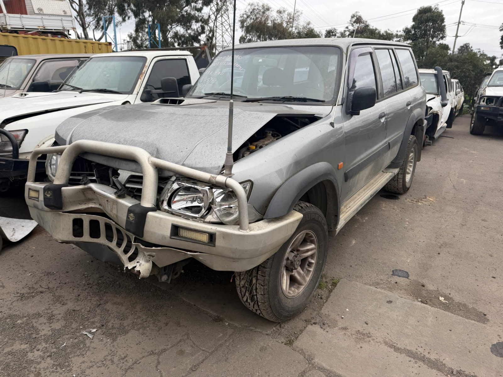 NISSAN PATROL Y61 GU WAGON GREY DIESEL WECKING