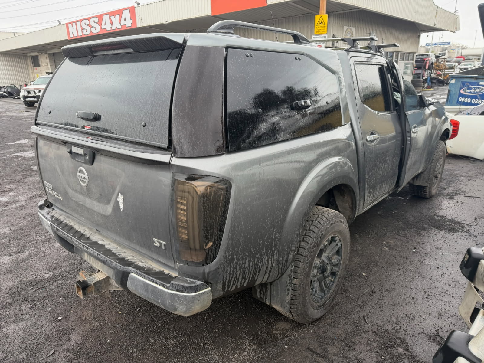 NISSAN NAVRA D23 YS23 DIESEL DUALCAB GREY CANOPY WRECKING