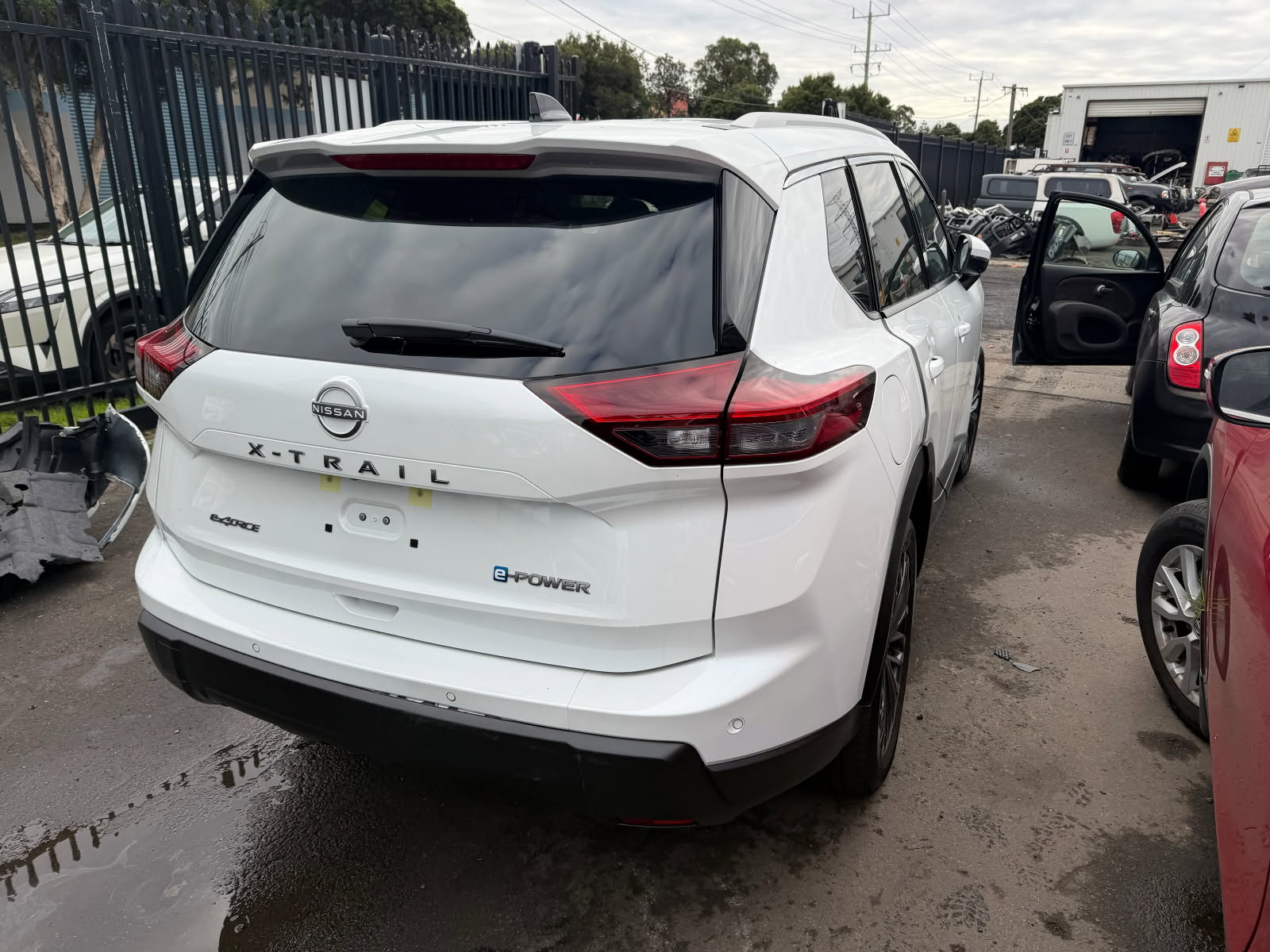 NISSAN X-TRAIL T33 e-4orce E-POWER HYBRID WHITE WRECKING
