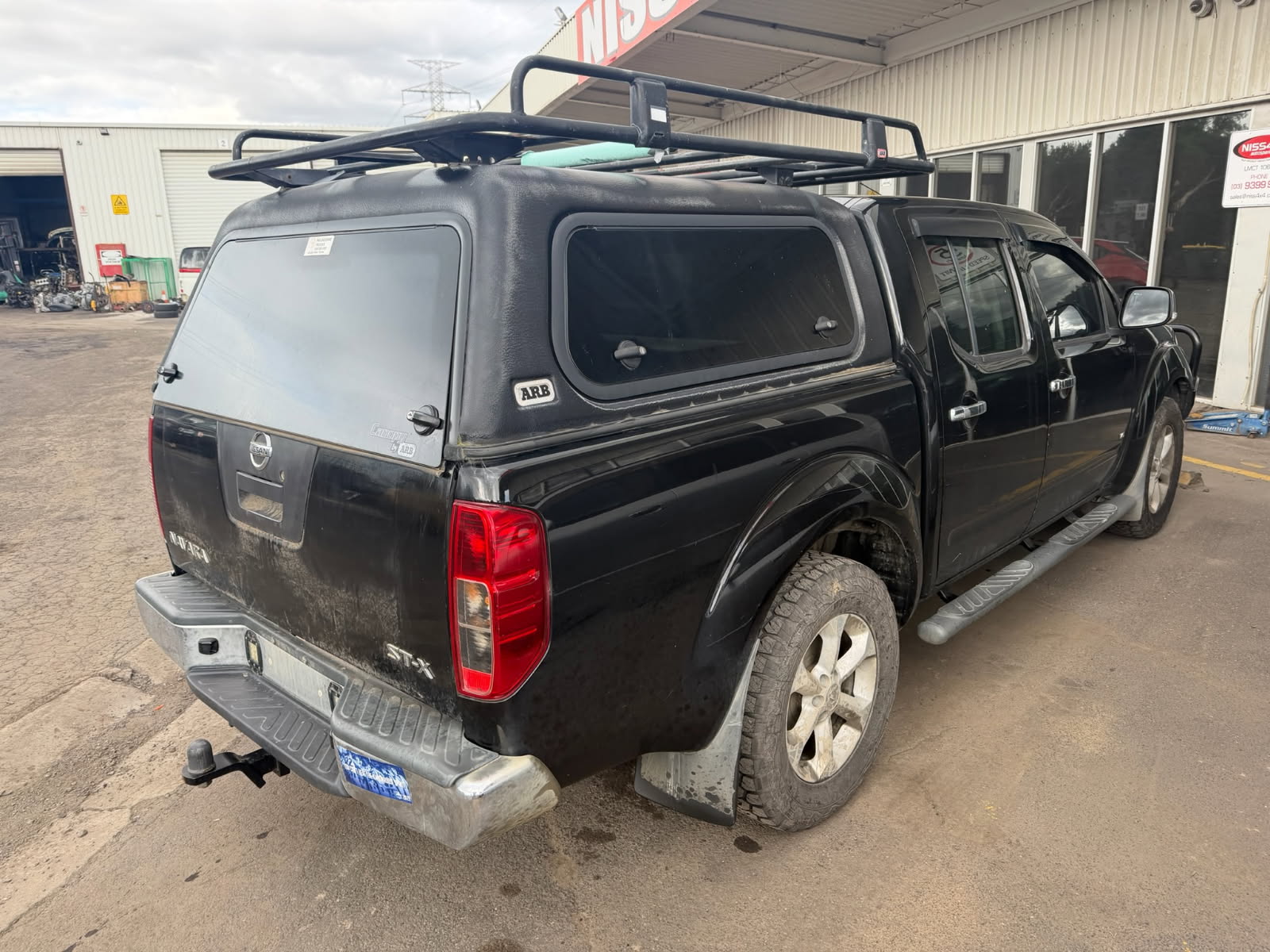 NISSAN NAVARA D40 VSK ST-X V9X V6 DIESEL BLACK WRECKING