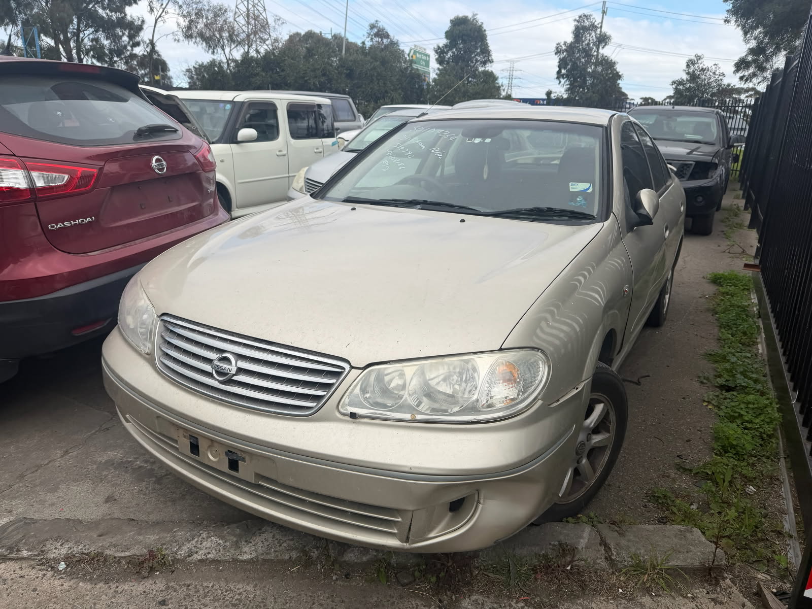NISSAN PULSAR N16 SEDAN 1.8 GOLD WRECKING