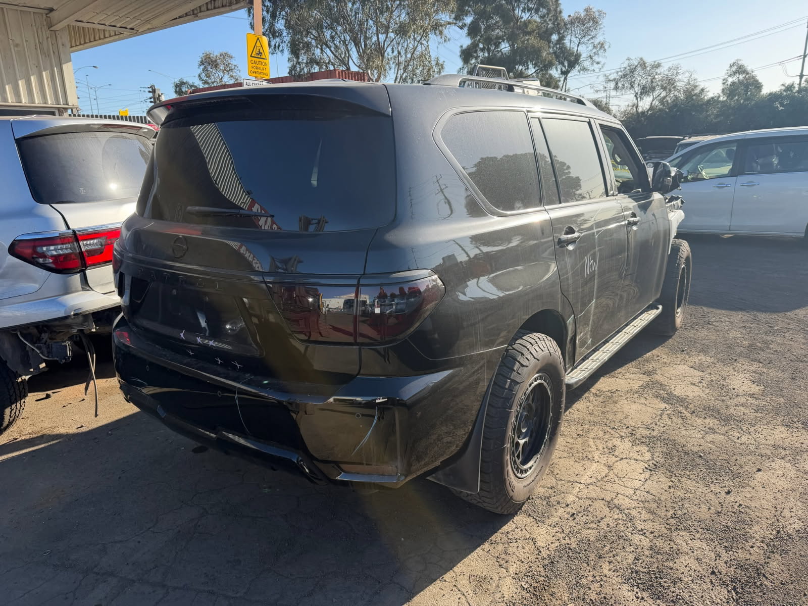 NISSAN PATROL Y62 BLACK VK56 AUTO 4X4 WRECKING