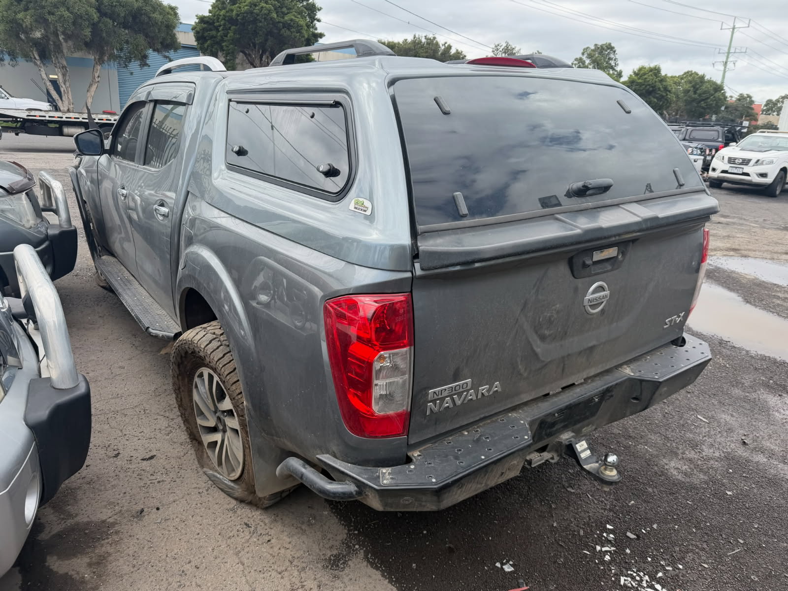 NISSAN NAVARA D23 ST-X YS23 DIESEL GREY CANOPY WRECKING
