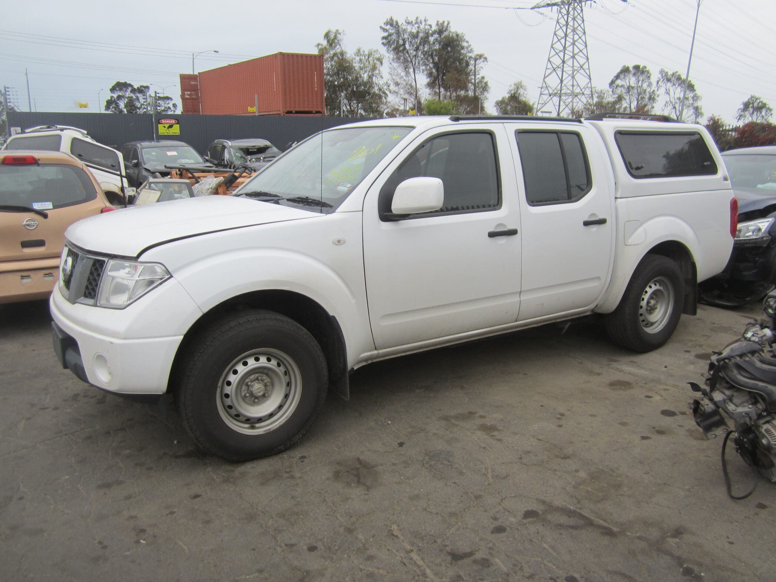 NISSAN NAVARA D40 THAI YD25 DIESEL 2014 WRECKING