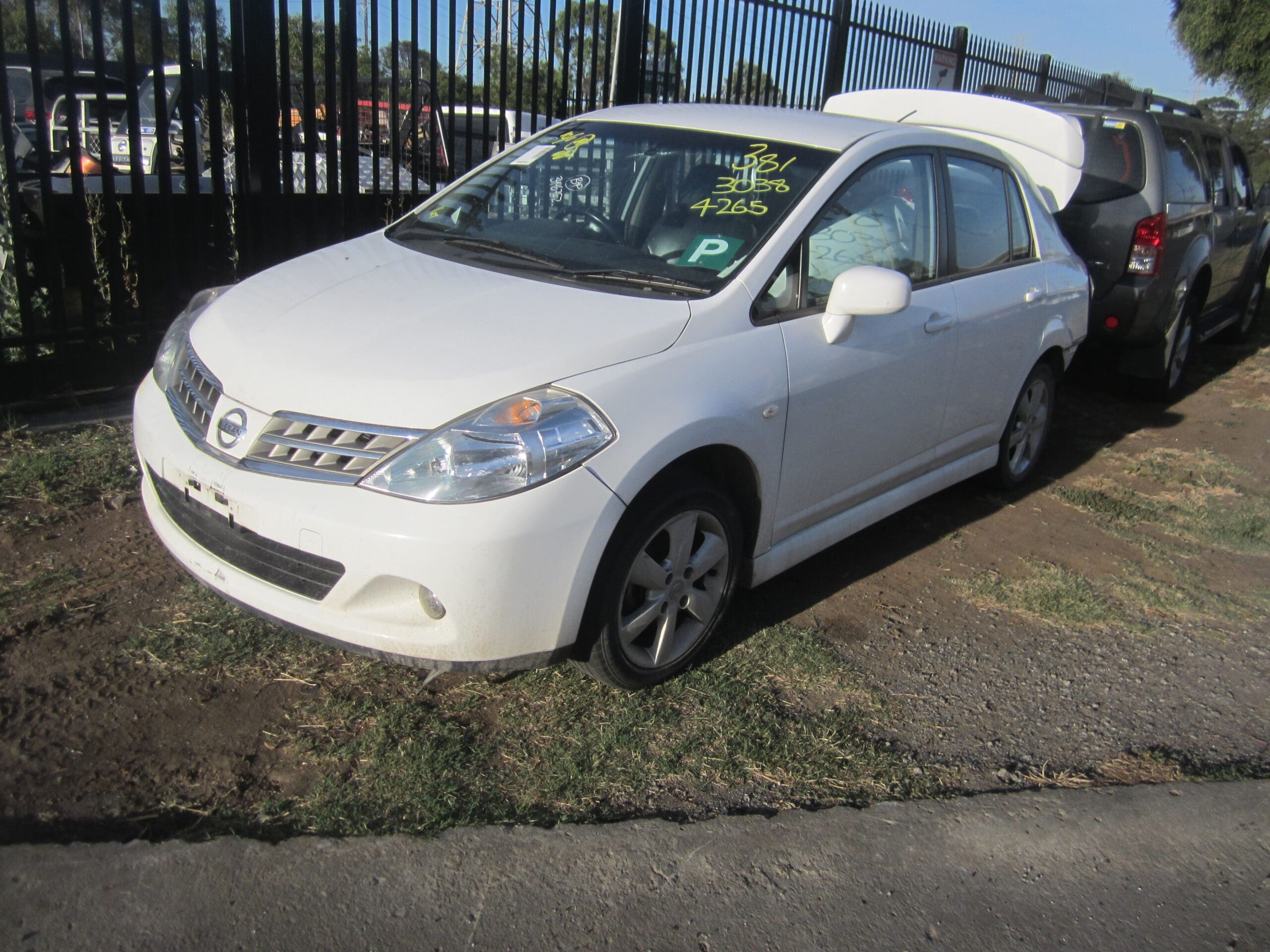 NISSAN TIIDA C11 SEDAN 2011 WRECKING