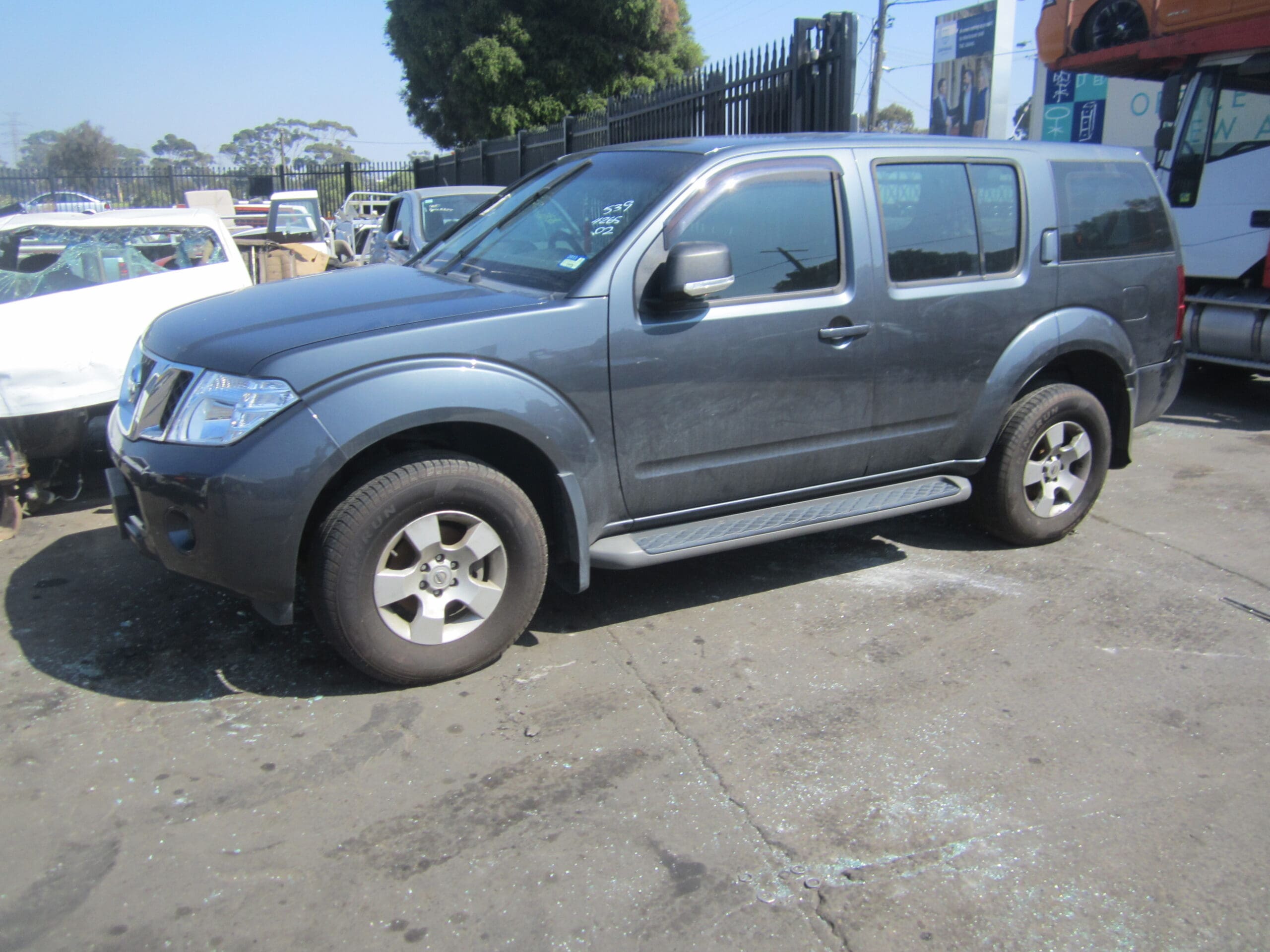 NISSAN PATHFINDER R51 YD25 DIESEL 2012 WRECKING