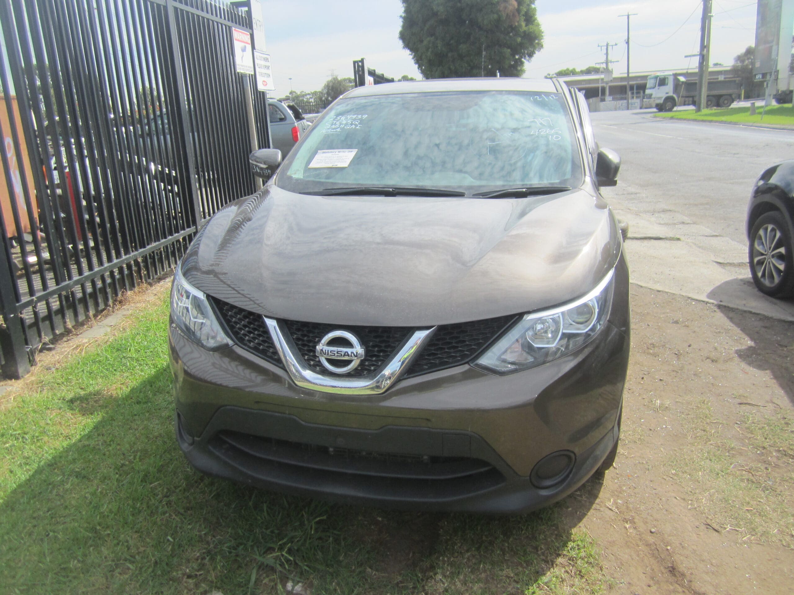 NISSAN QASHQAI J11 ST PETROL AUTO 2015 WRECKING