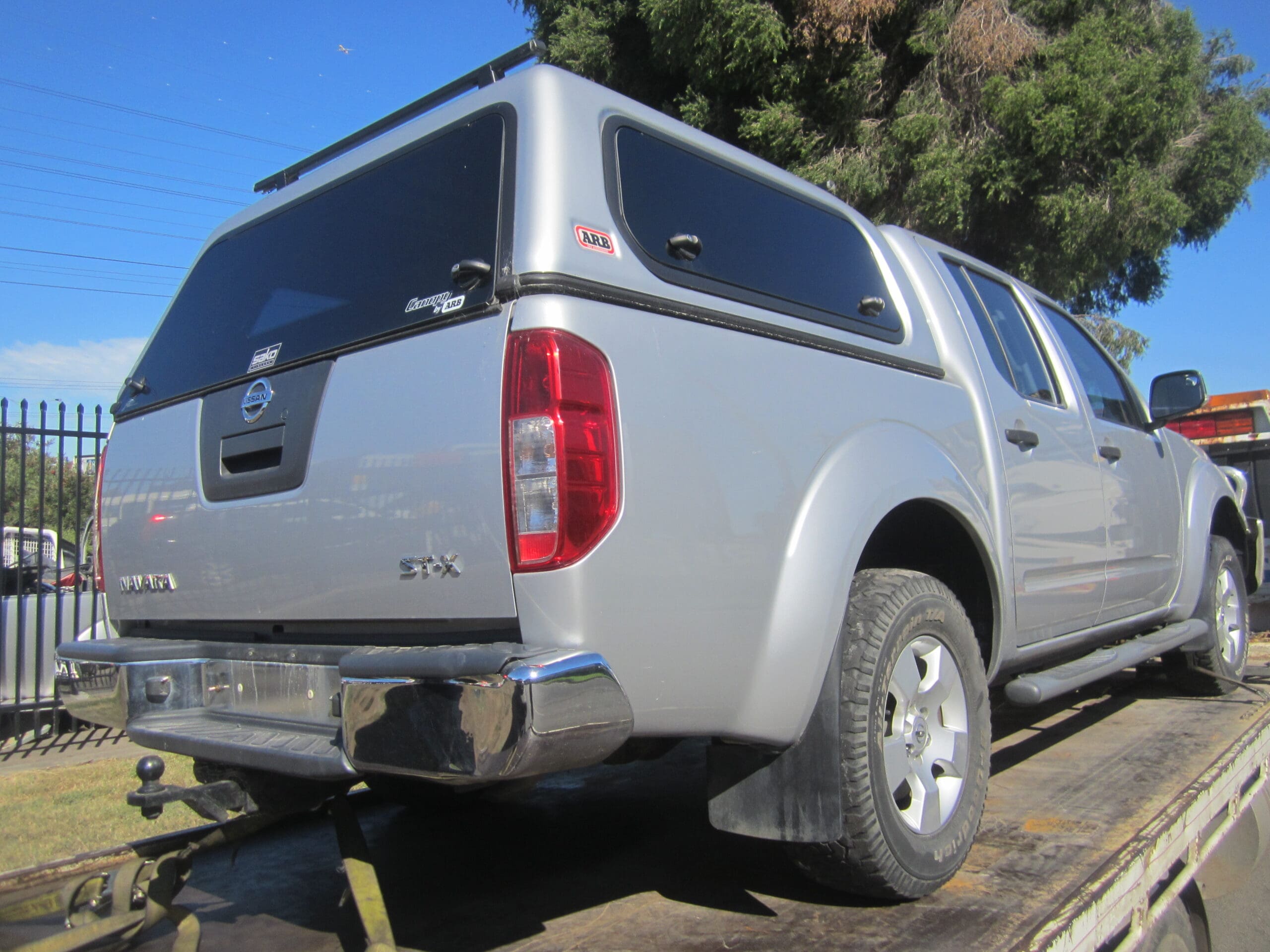 NISSAN NAVARA D40 VSK SPAIN ST-X DIESEL AUTO 2008 WRECKING