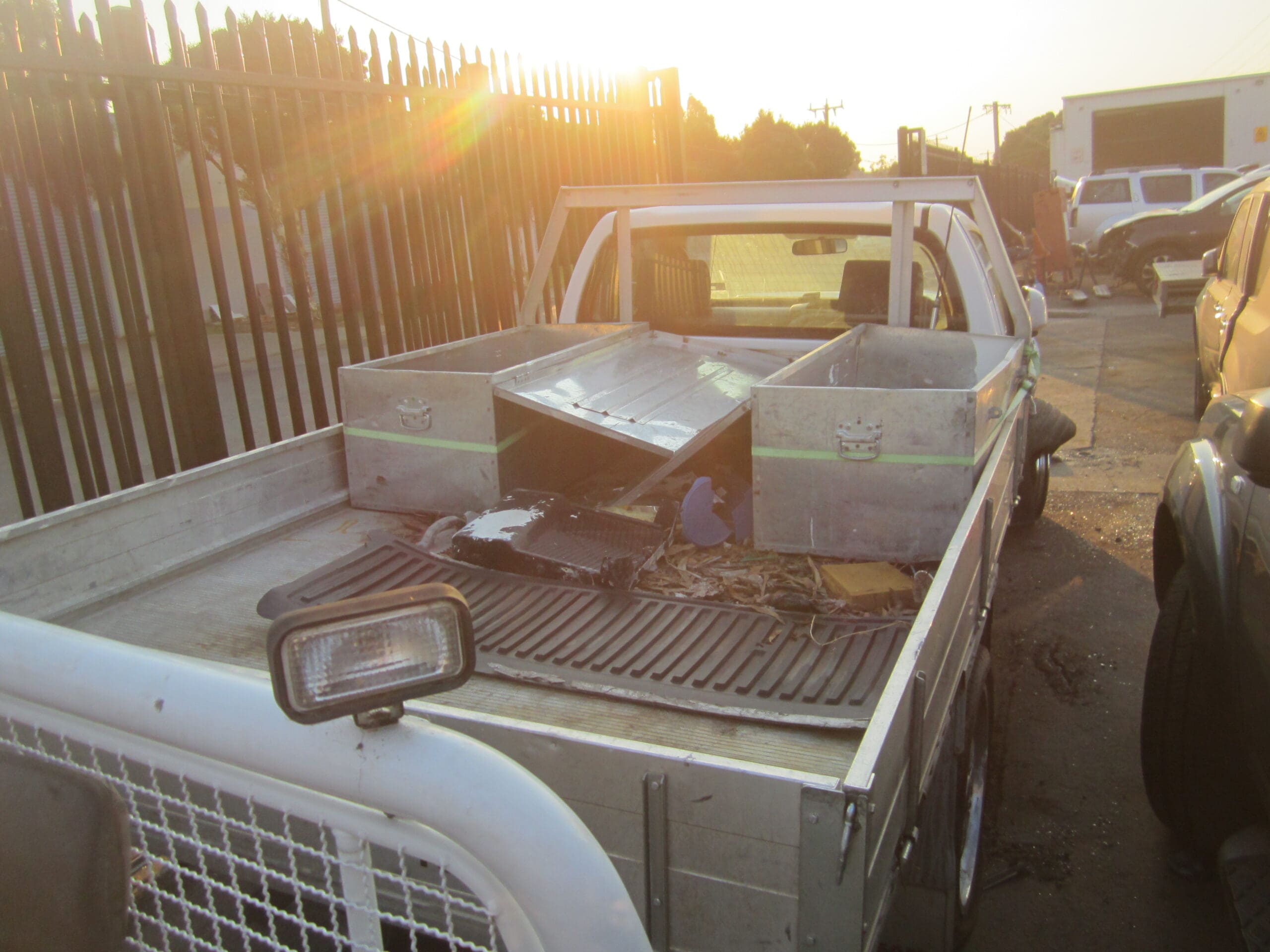 NISSAN NAVARA D40 SINGLE CAB YD25 DIESEL 2011 WRECKING