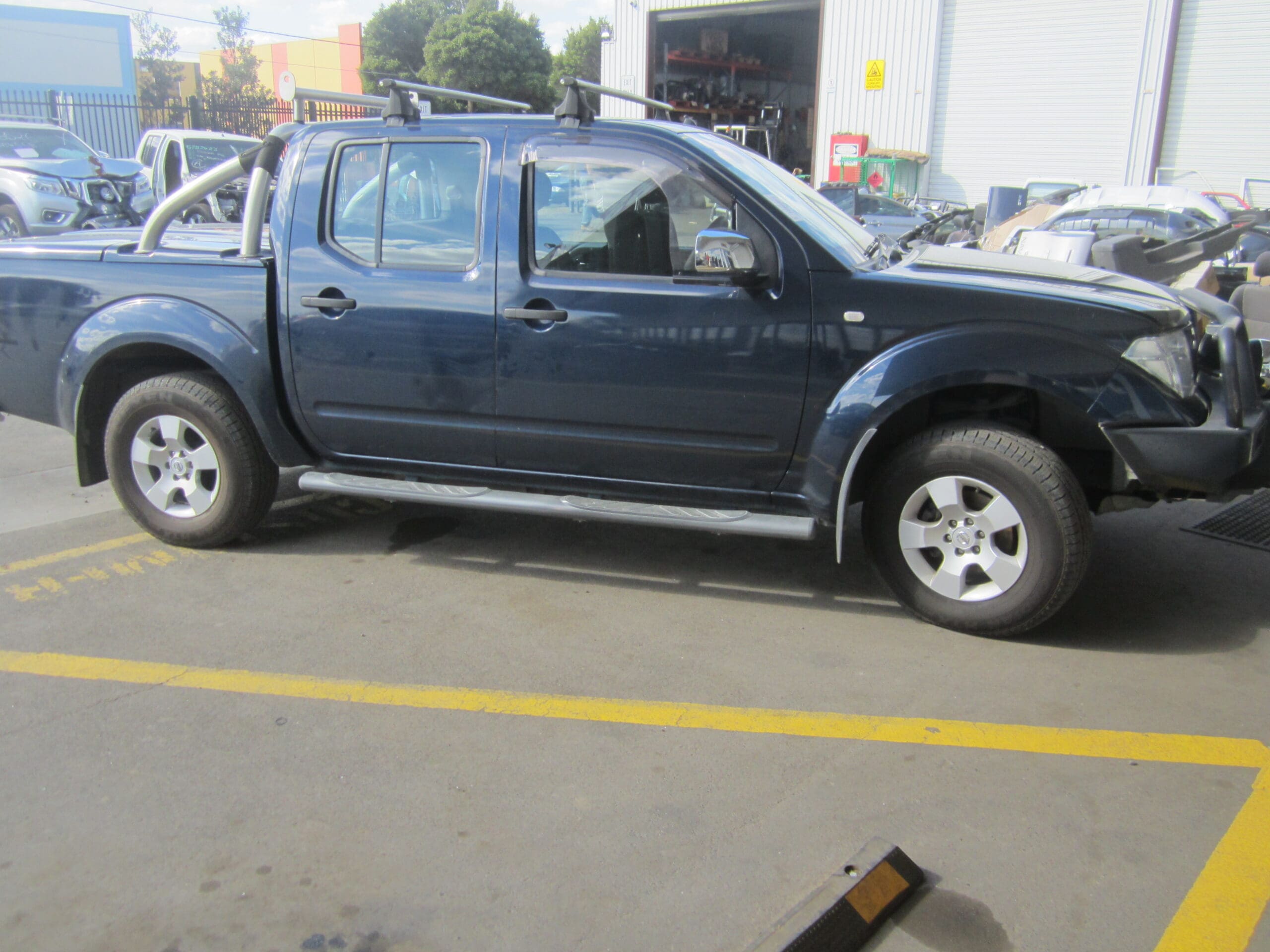 NISSAN NAVARA D40 VSK SPAIN ST-X DIESEL YD25 2008 WRECKING