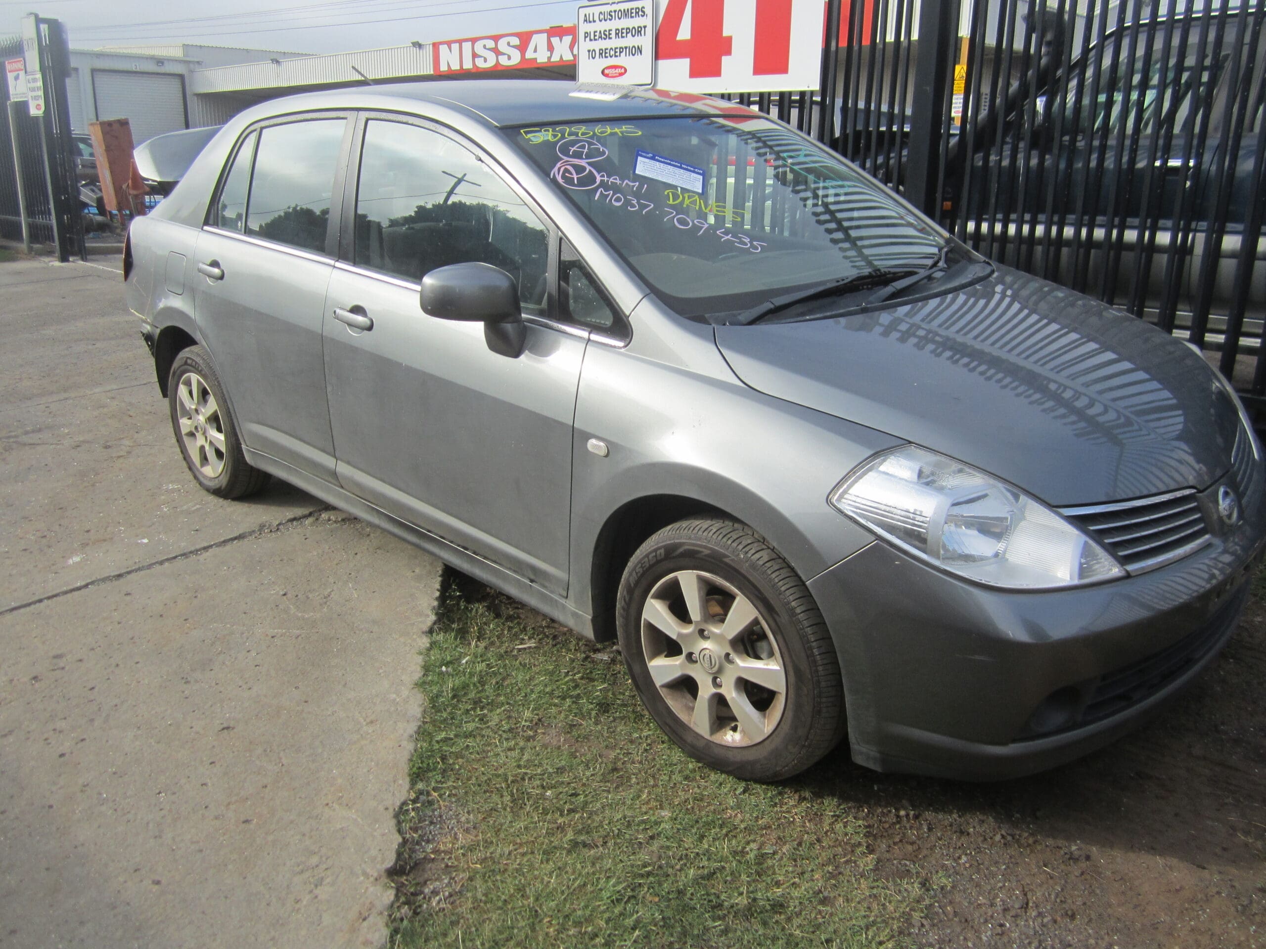 NISSAN TIIDA C11 SEDAN 2008 WRECKING