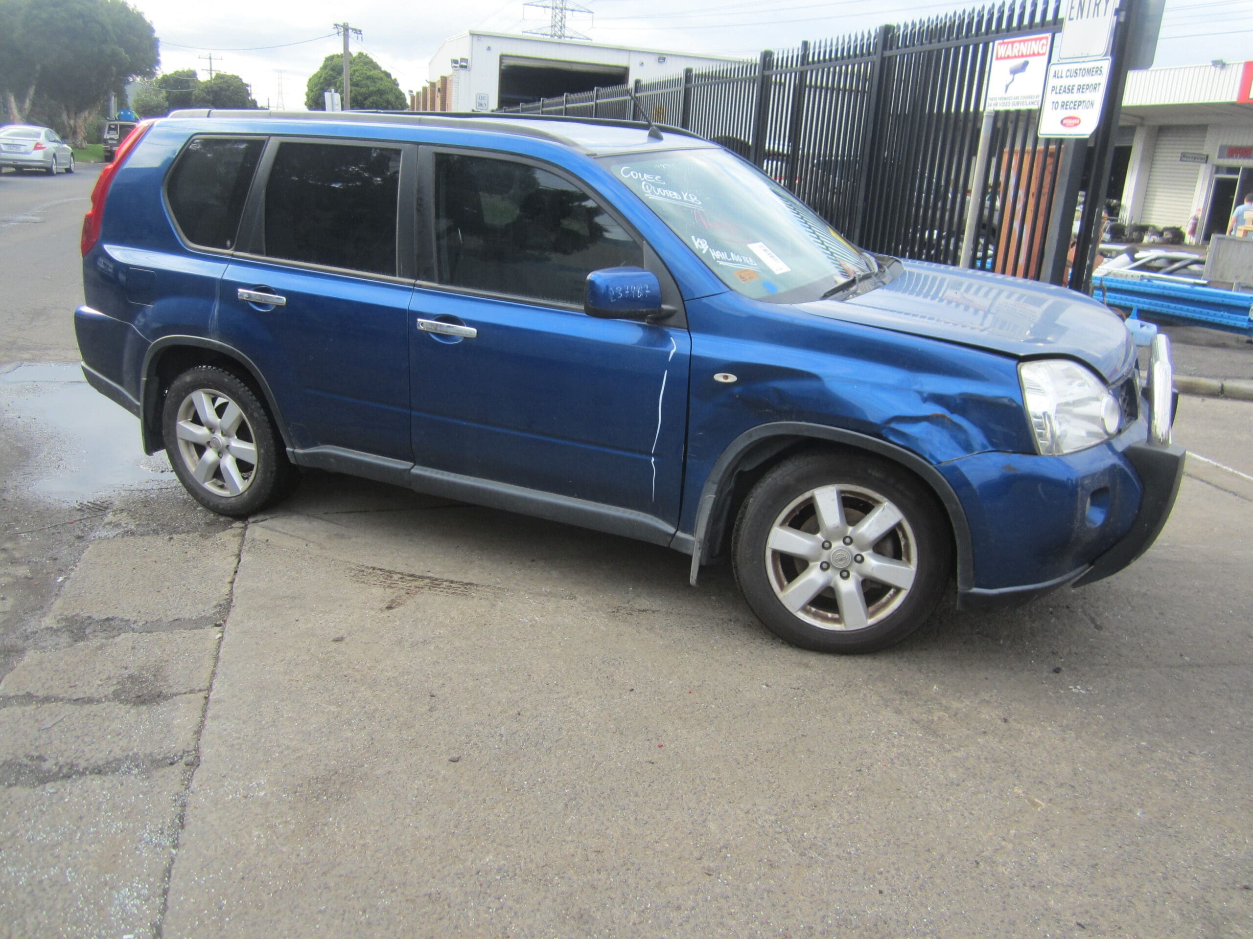NISSAN X-TRAIL T31 DIESEL 2008 WRECKING