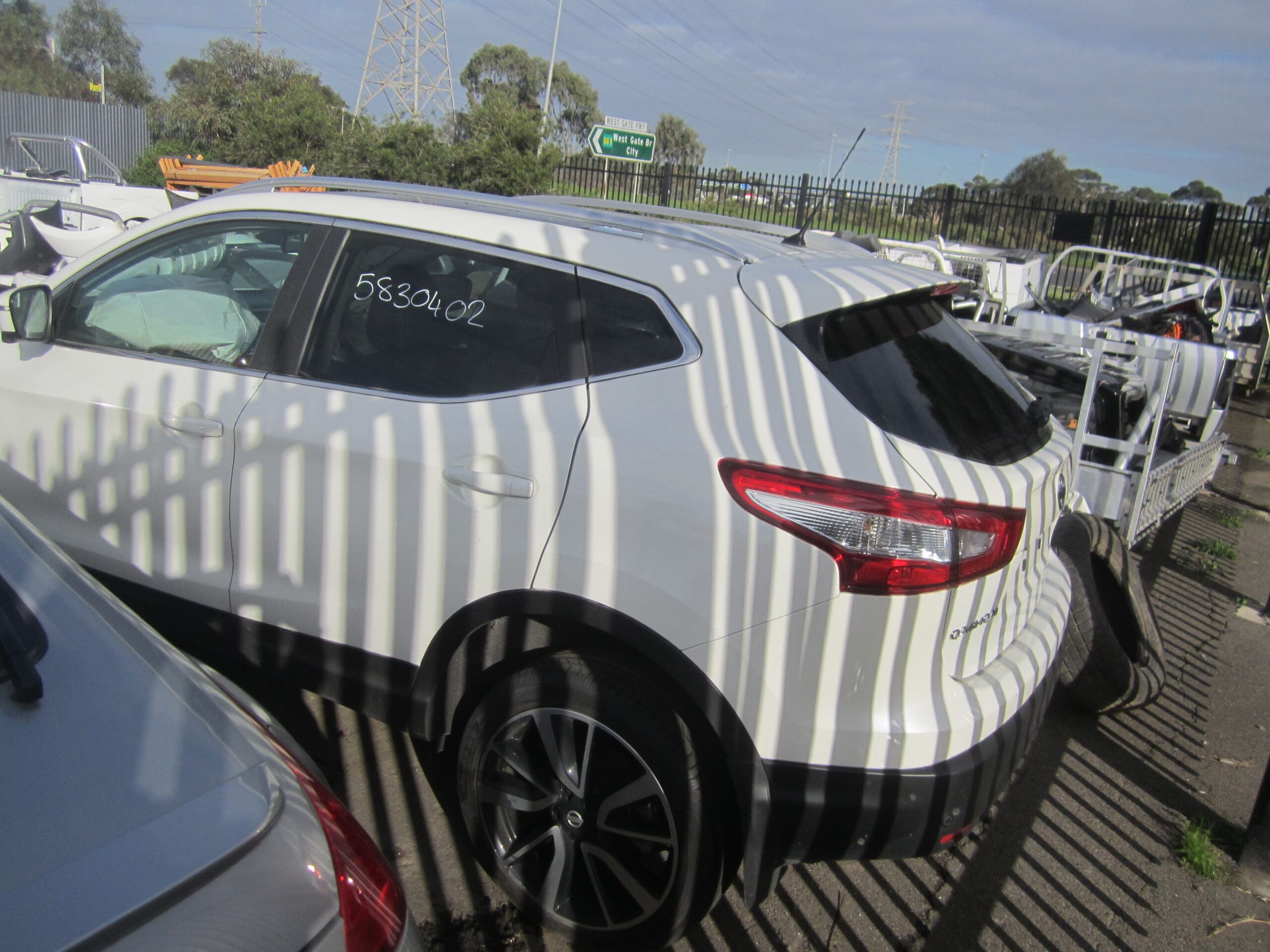 NISSAN QASHQAI J11 AUTO ST 2014 WRECKING