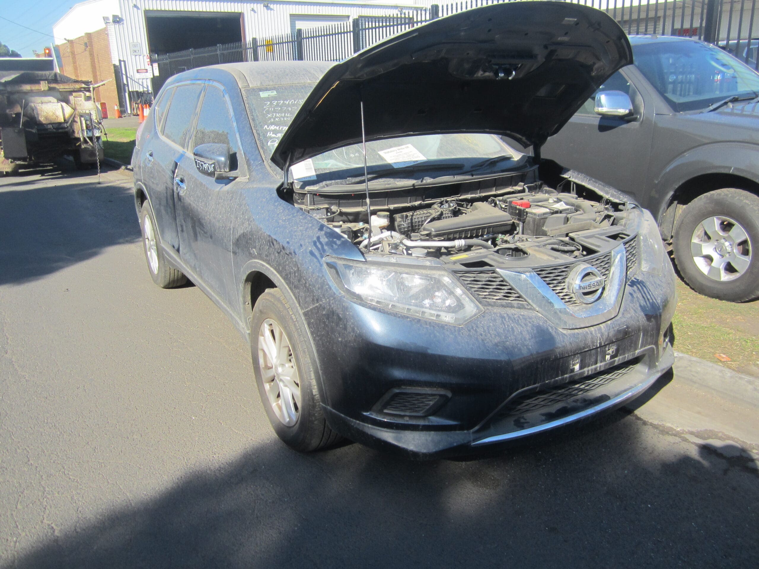 NISSAN X-TRAIL T32 ST PETROL AUTO 2015 WRECKING
