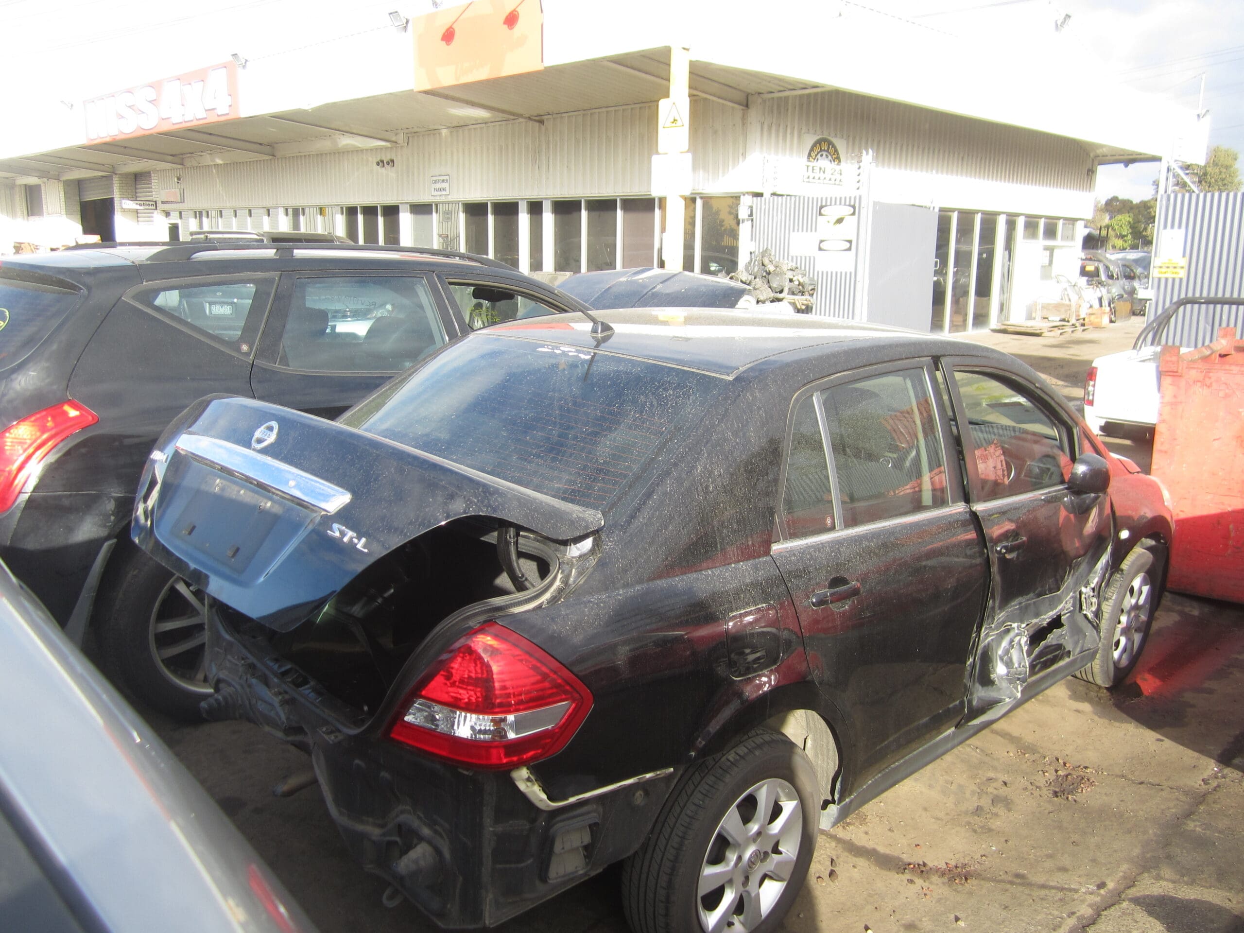 NISSAN TIIDA C11 SEDAN 2009 WRECKING