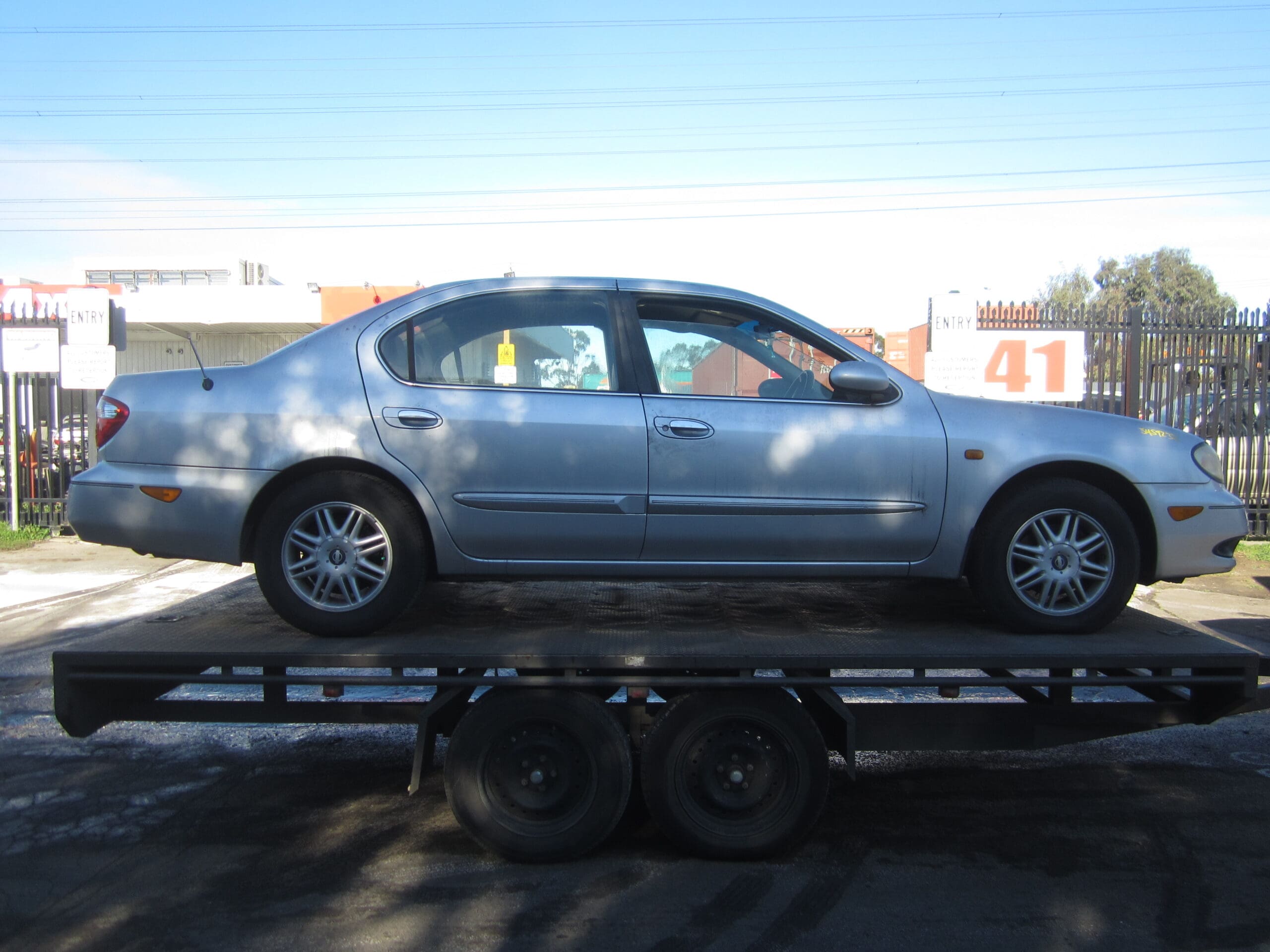 NISSAN MAXIMA A33 V6 PETROL 2001 WRECKING