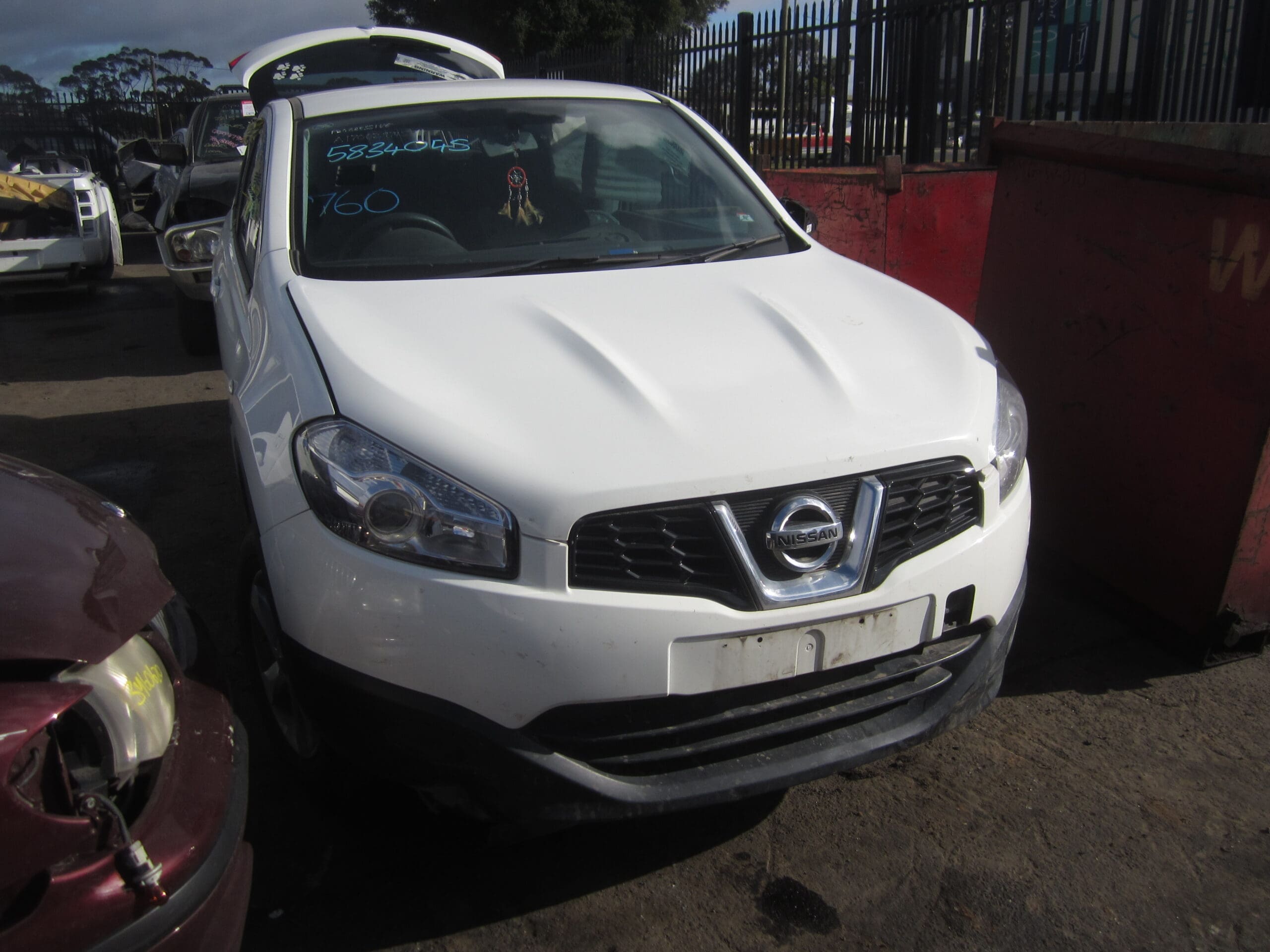 NISSAN DUALIS J10 ST 5 SEAT PETROL 2012 WRECKING