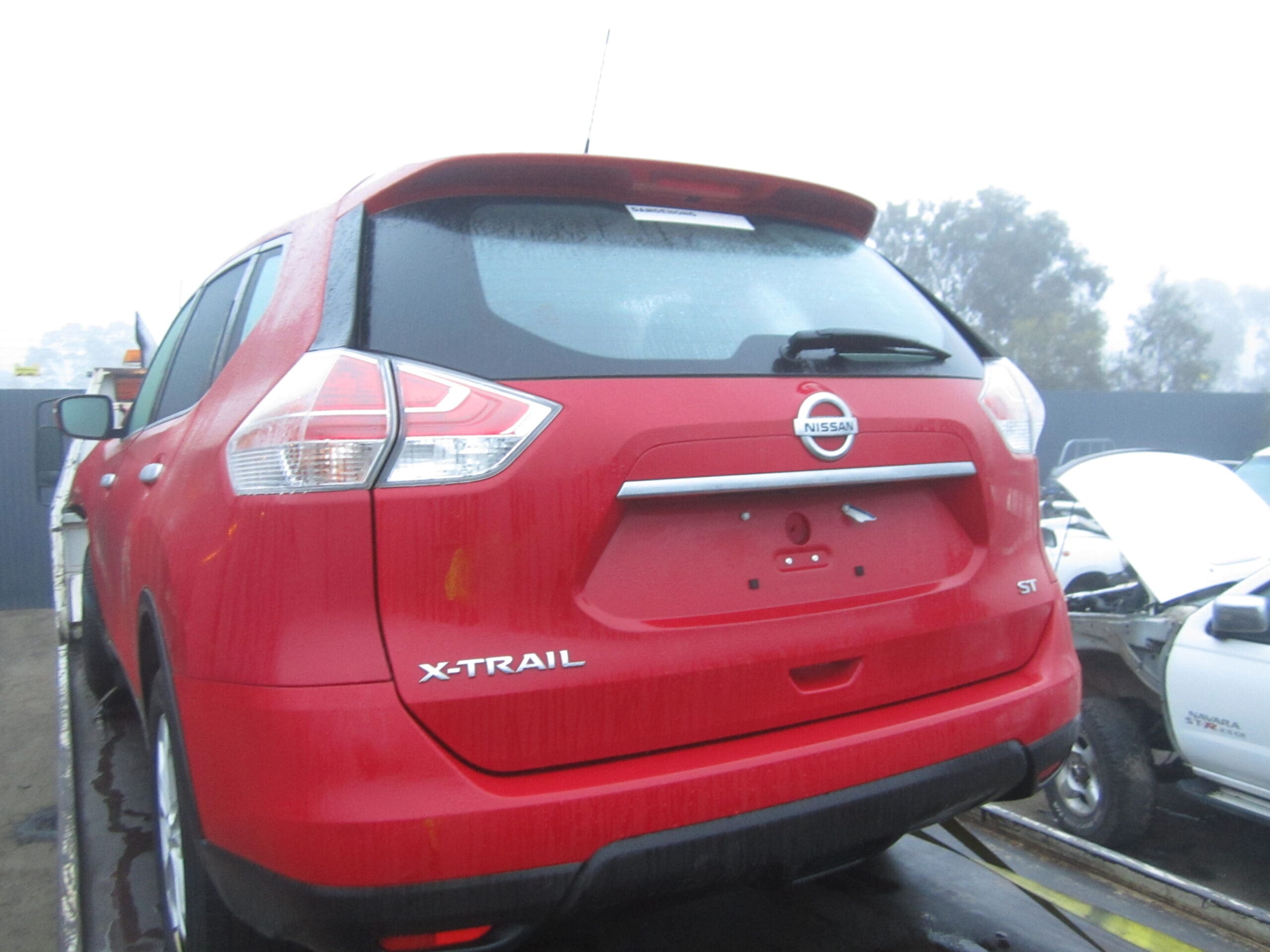 NISSAN XTRAIL T32 ST PETROL 2.5 2015 WRECKING