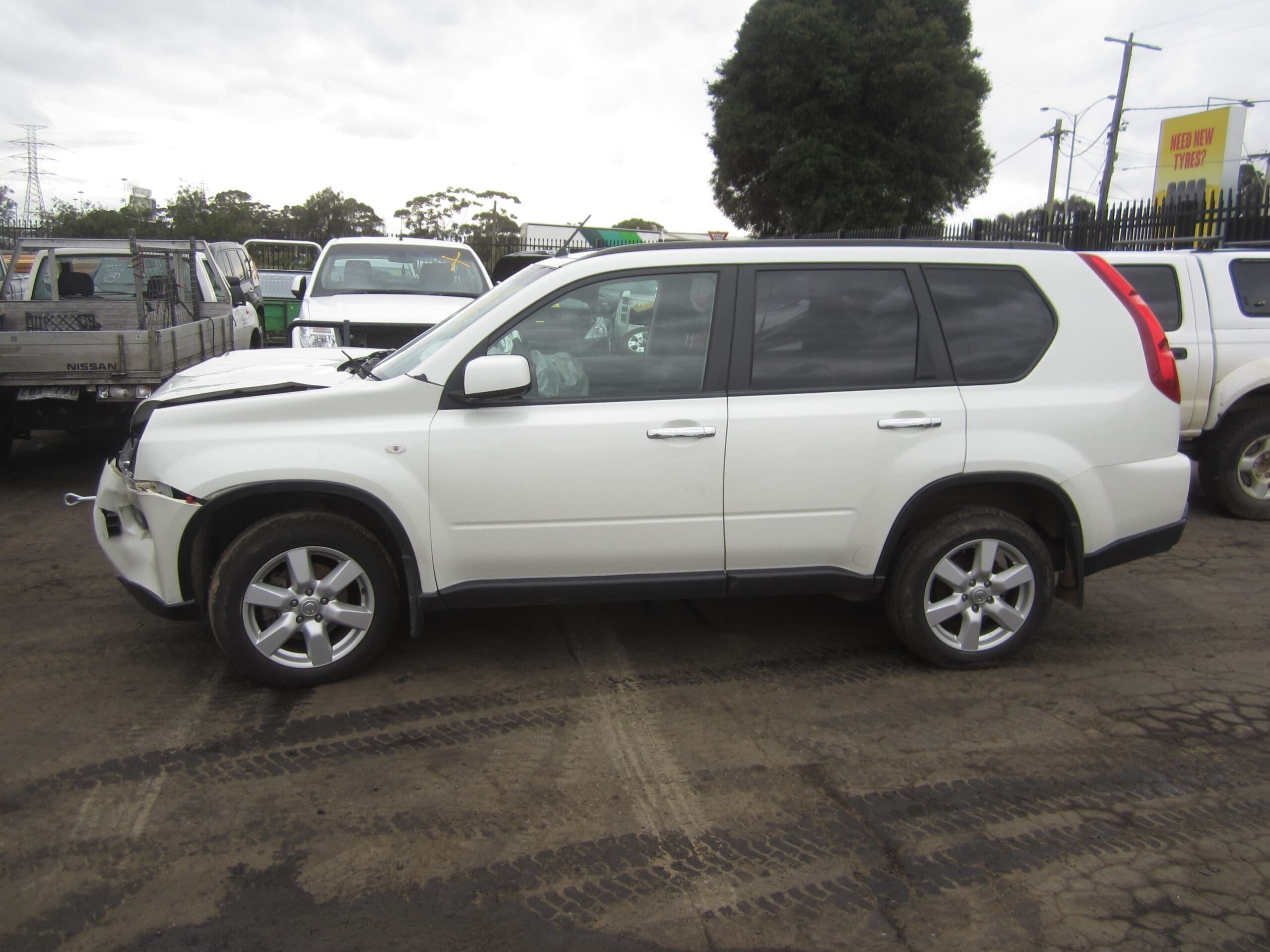 NISSAN XTRAIL T31 TS DIESEL 2010 WRECKING