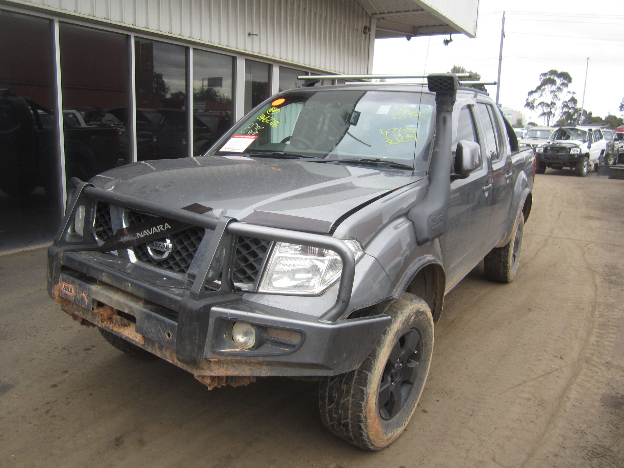 NISSAN NAVARA D40 MNT THAI YD25 DIESEL 2011 WRECKING