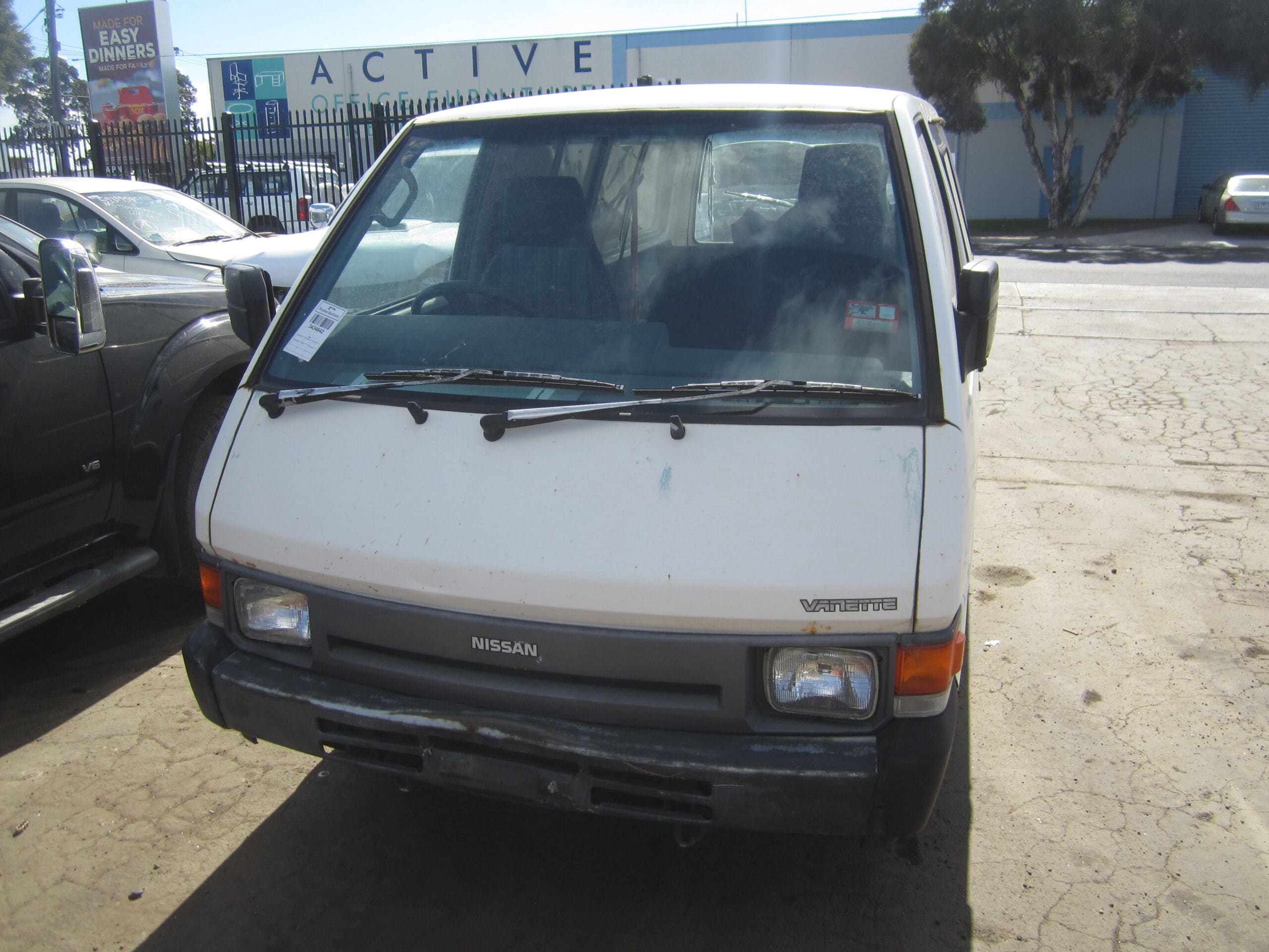 NISSAN VANETTE C20 Z24 PETROL MAN WRECKING