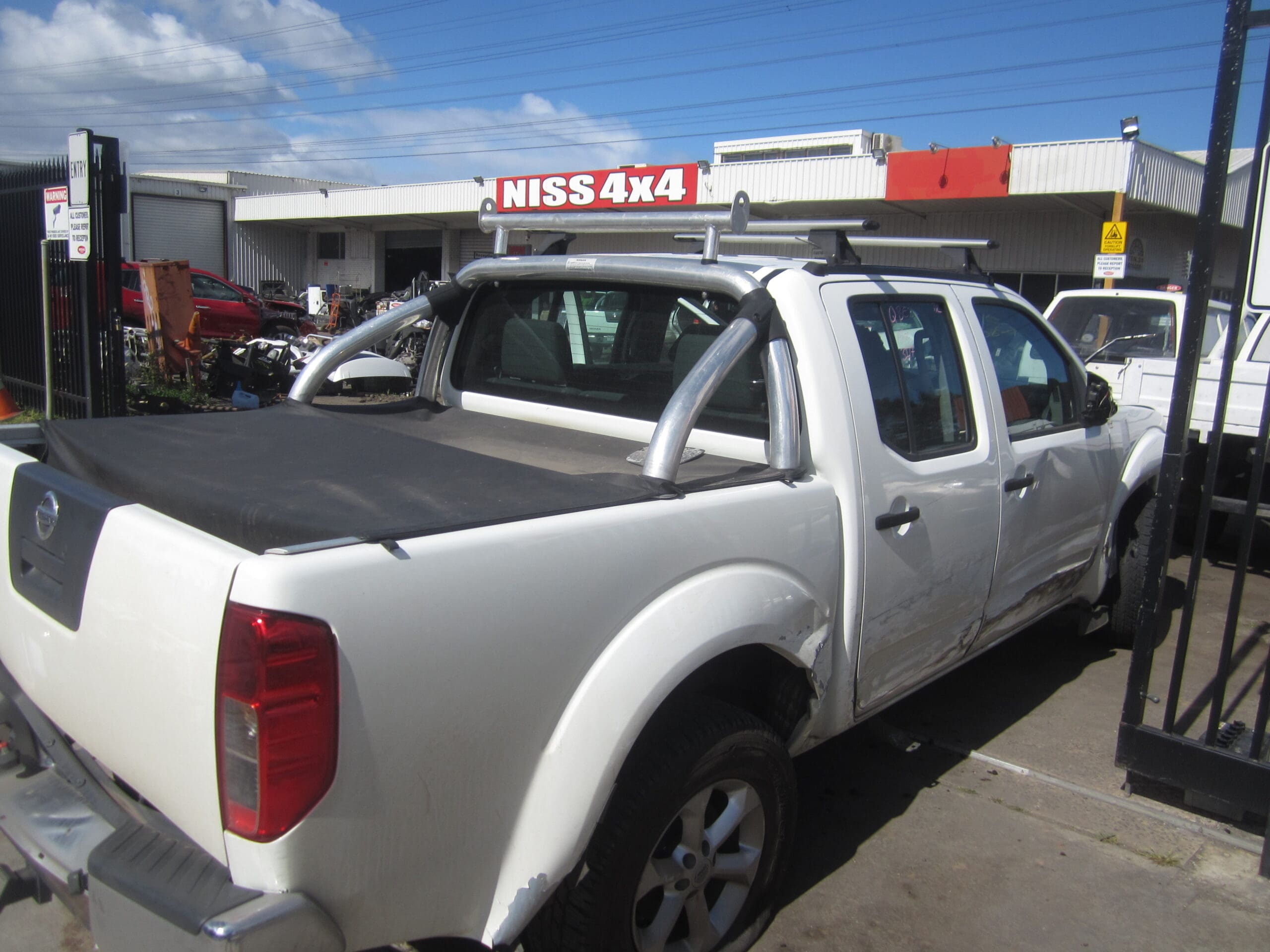 NISSAN NAVARA D40 VSK YD25 DIESEL 2013 WRECKING