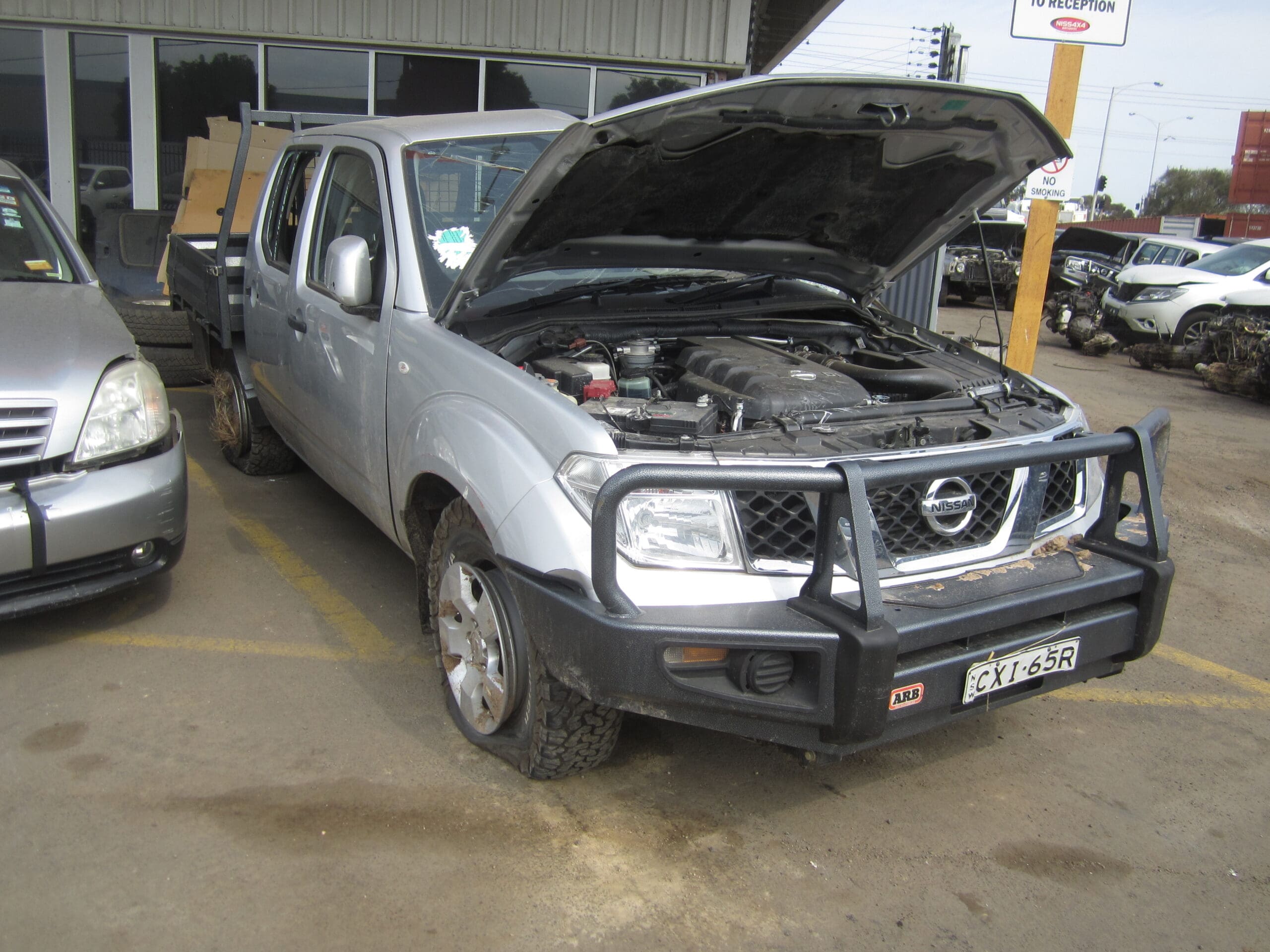 NISSAN NAVARA D40 MNT YD25 MAN 2012 WRECKING