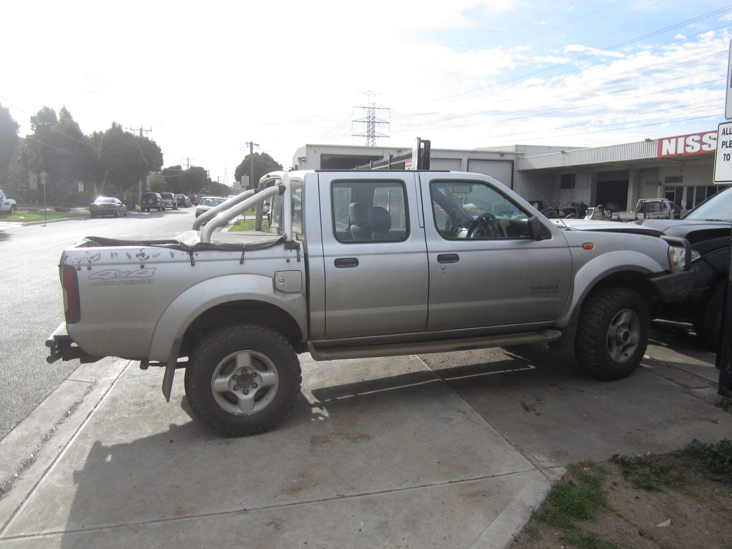 NISSAN NAVARA D22 ZD30 DIESEL 2005 WRECKING