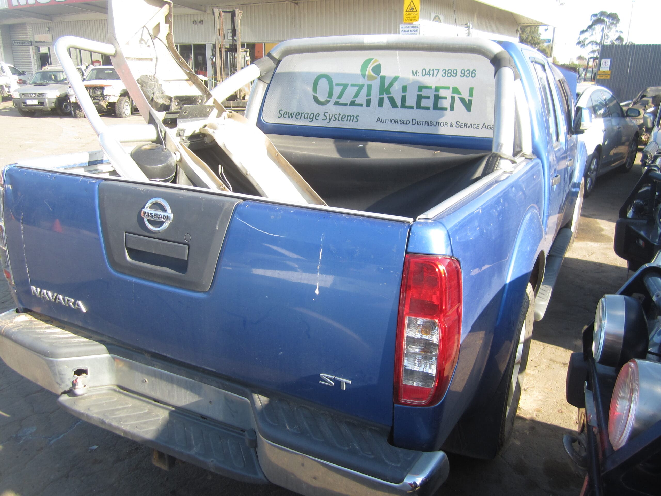 NISSAN NAVARA D40 SPAIN YD25 DIESEL 2010 WRECKING