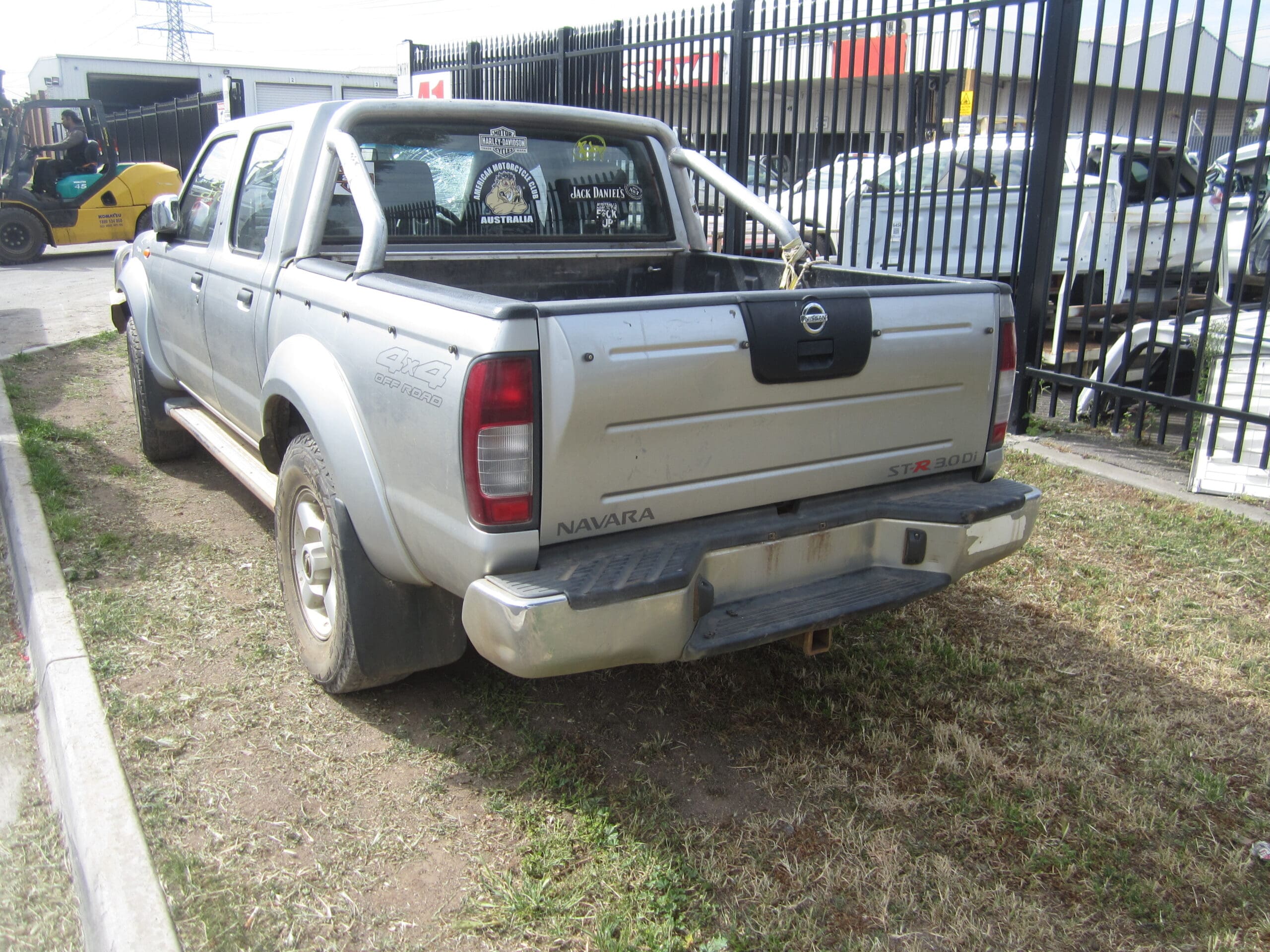 NISSAN NAVARA D22 ZD30 MAN 4X4 2005 WRECKING