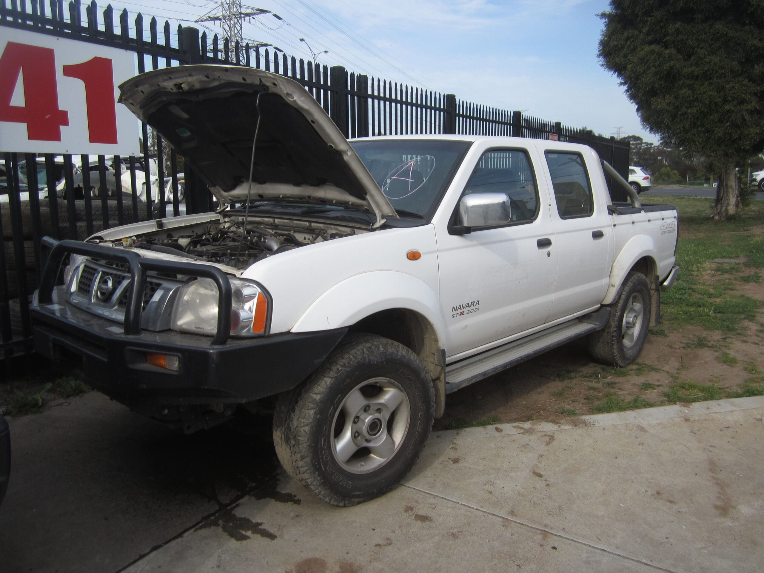 NISSAN NAVARA D22 ZD30 TURBO DIESEL 2005 WRECKING