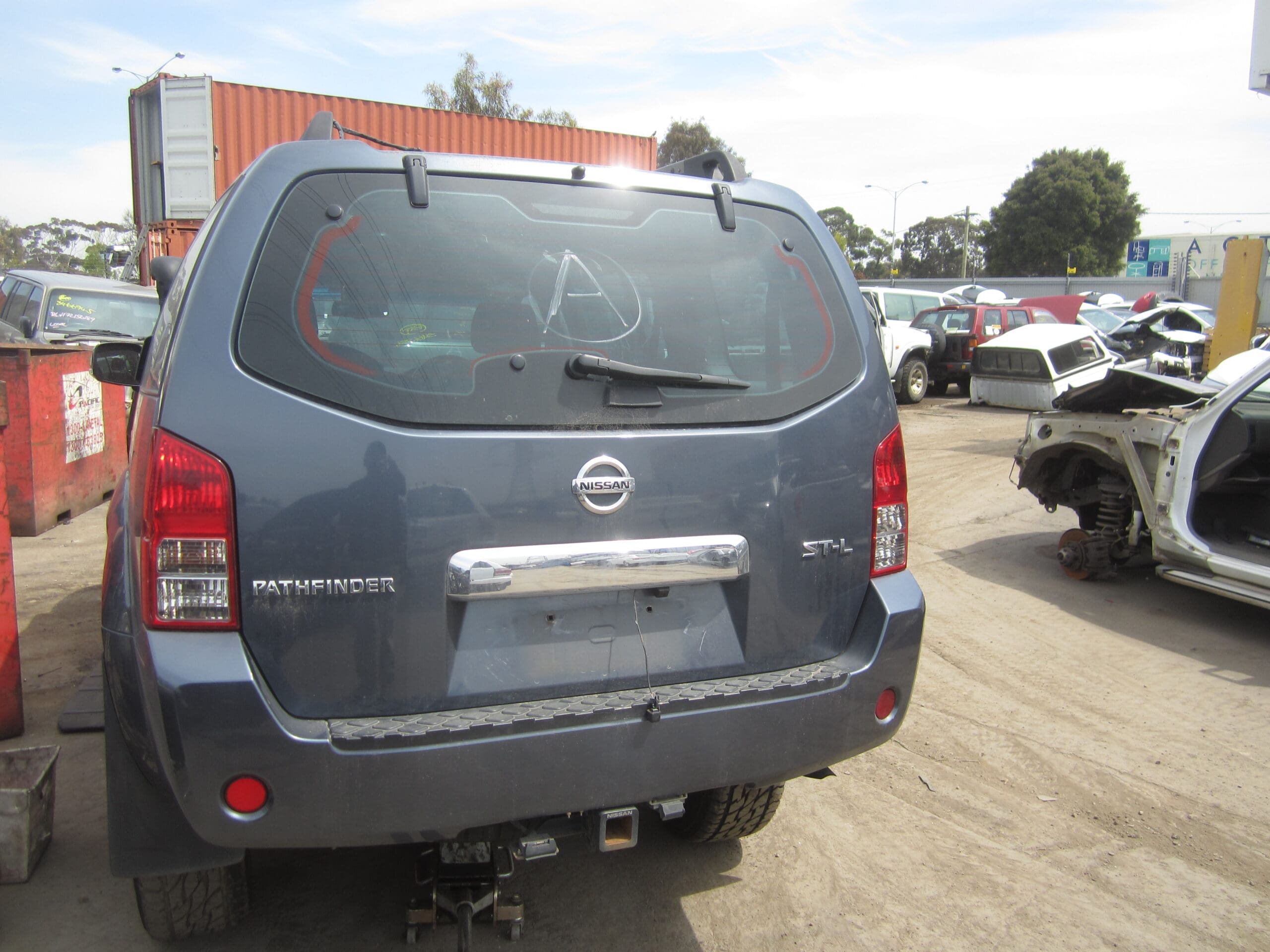 NISSAN PATHFINDER R51 ST-L YD25 DIESEL AUTO 2008 WRECKING