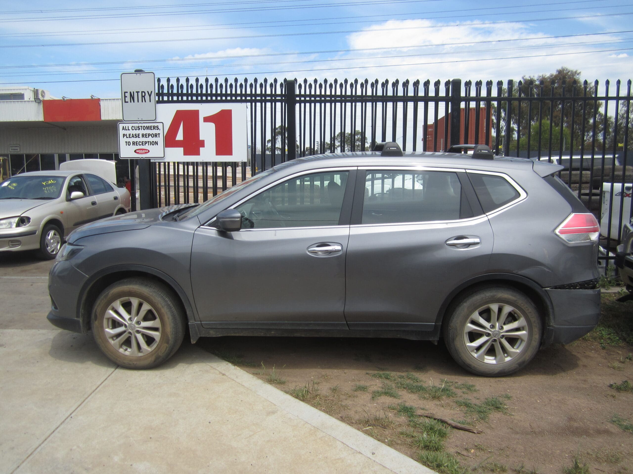 NISSAN X-TRAIL T32 TS TURBO DIESEL 2015 WRECKING