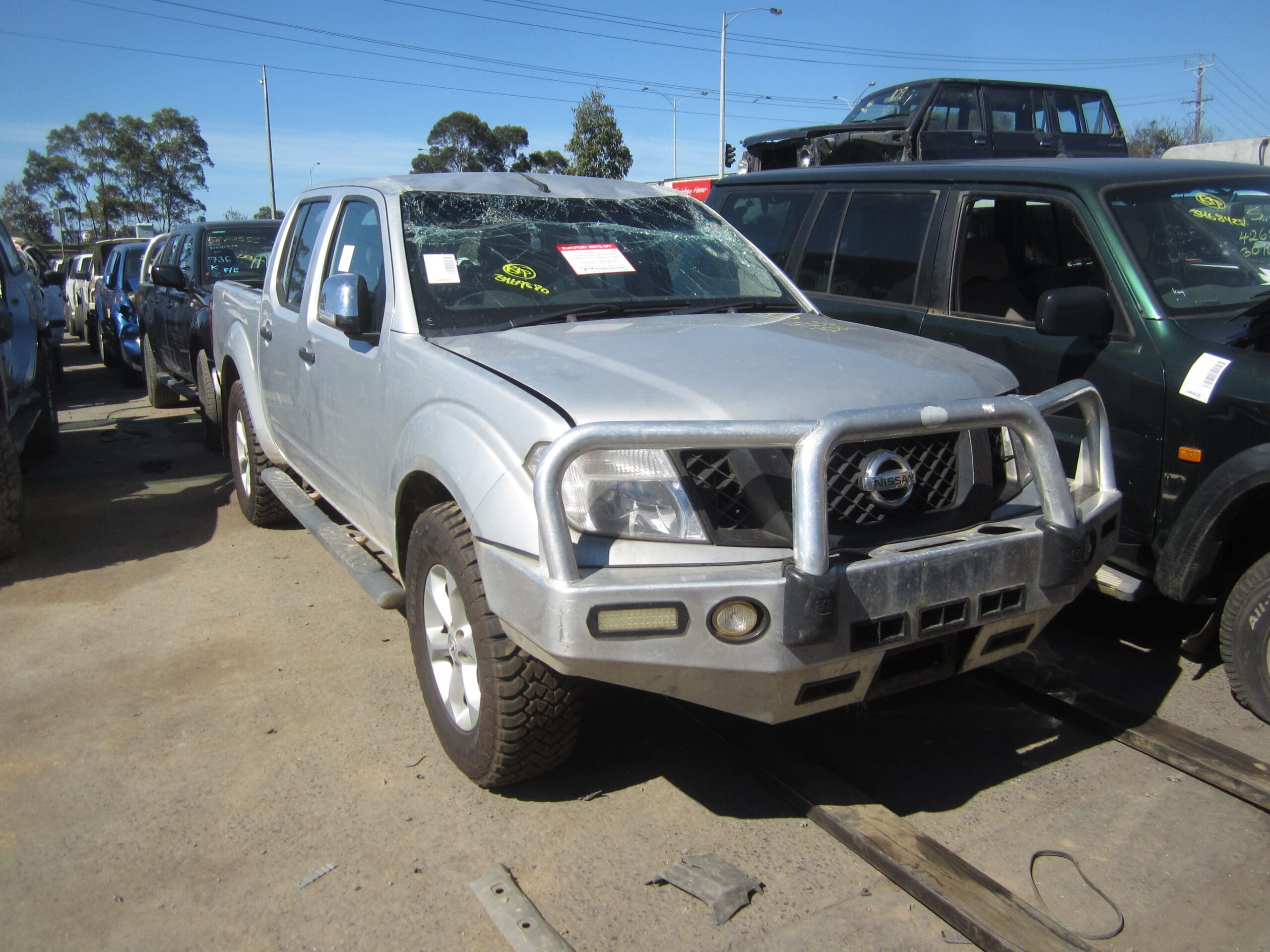 NISSAN NAVARA D40 VSK YD25 DIESEL 2011 WRECKING