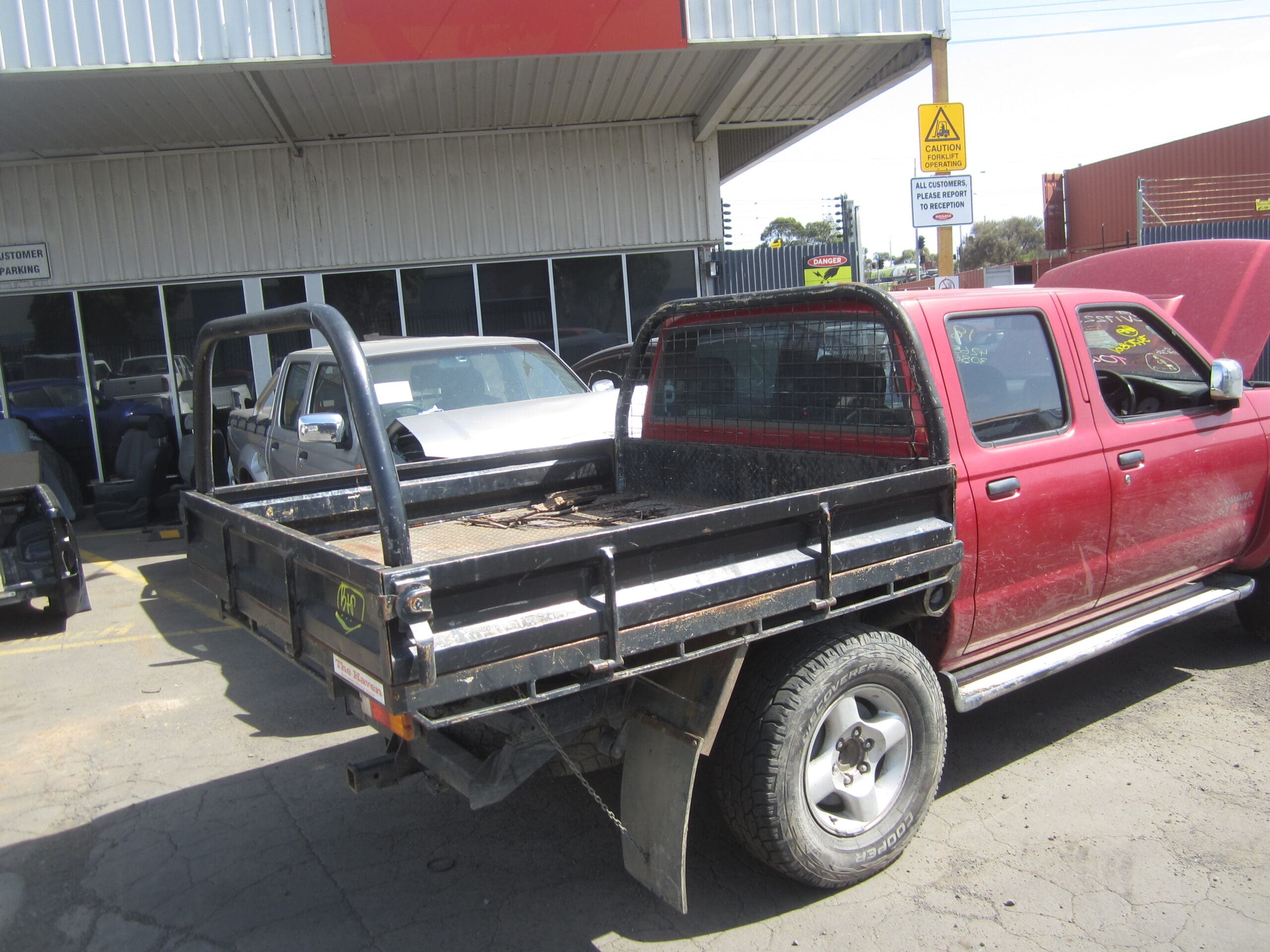 NISSAN NAVARA D22 ST-R YD25 TURBO DIESEL 4X4 2008 WRECKING