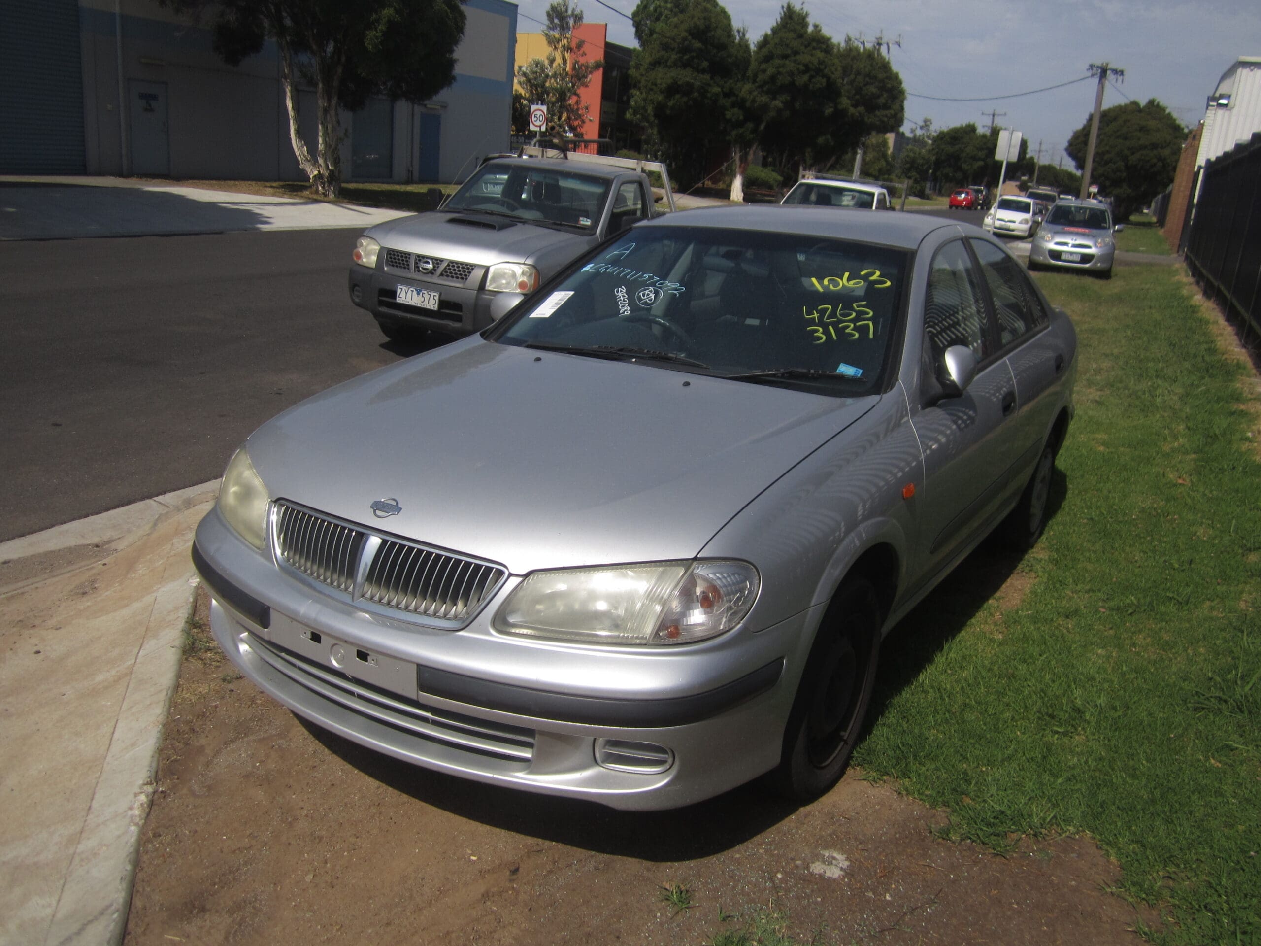 NISSAN PULSAR N16 SEDAN 1.8 2002 WRECKING