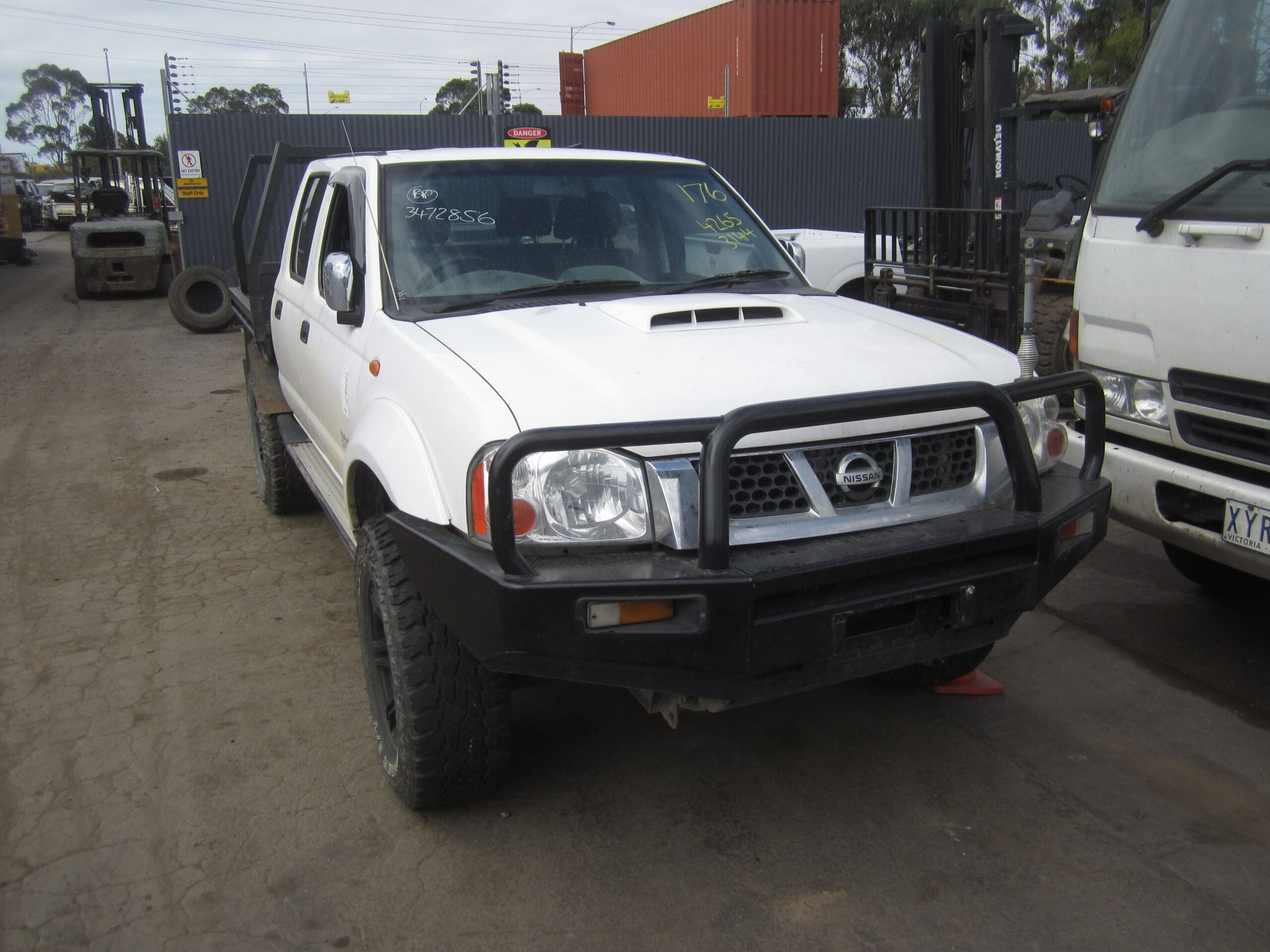 NISSAN NAVARA D22 YD25 DIESEL 2010 WRECKING