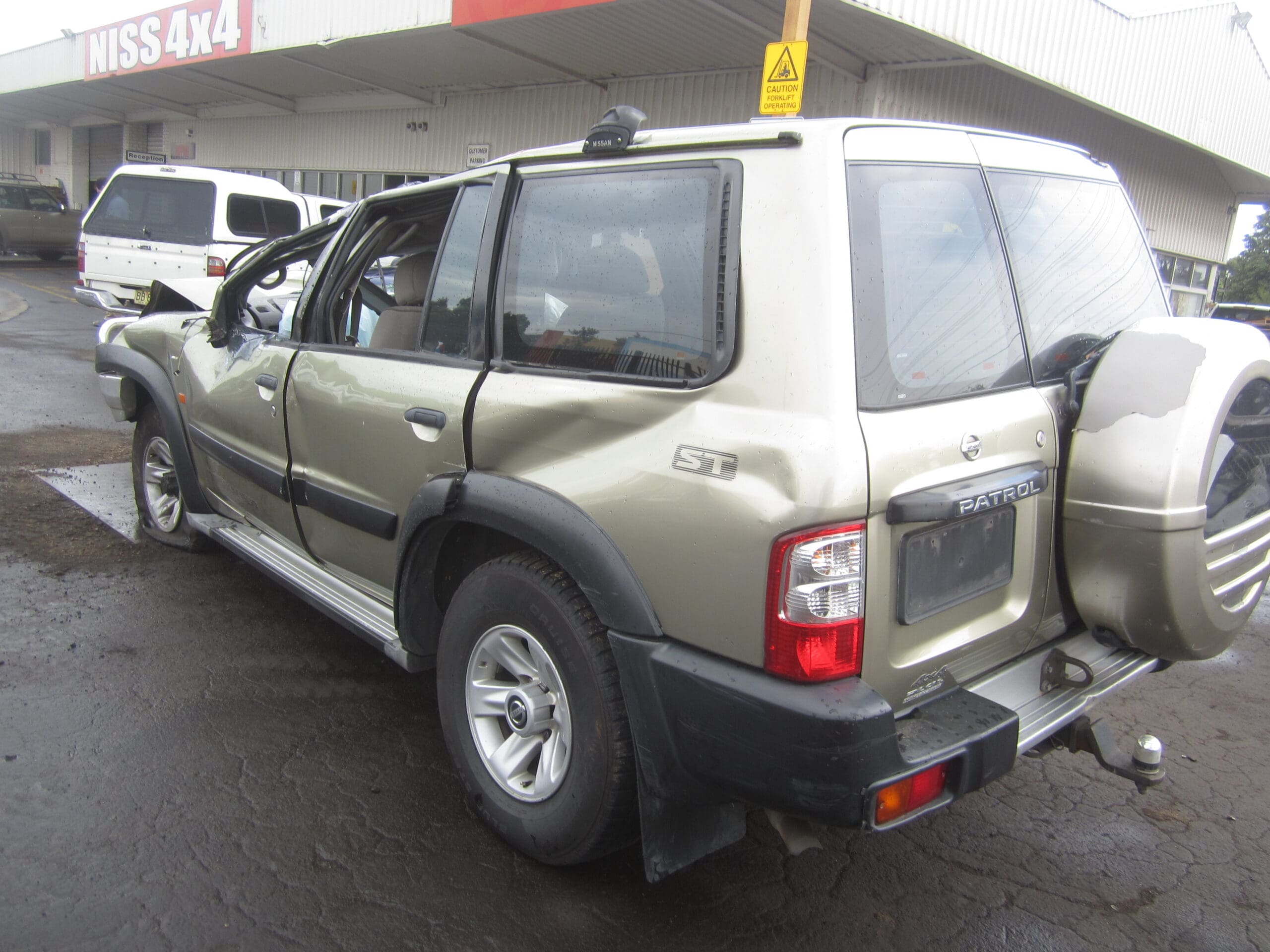 NISSAN PATROL Y61 GU TB48 PETROL AUTO 2003 WRECKING