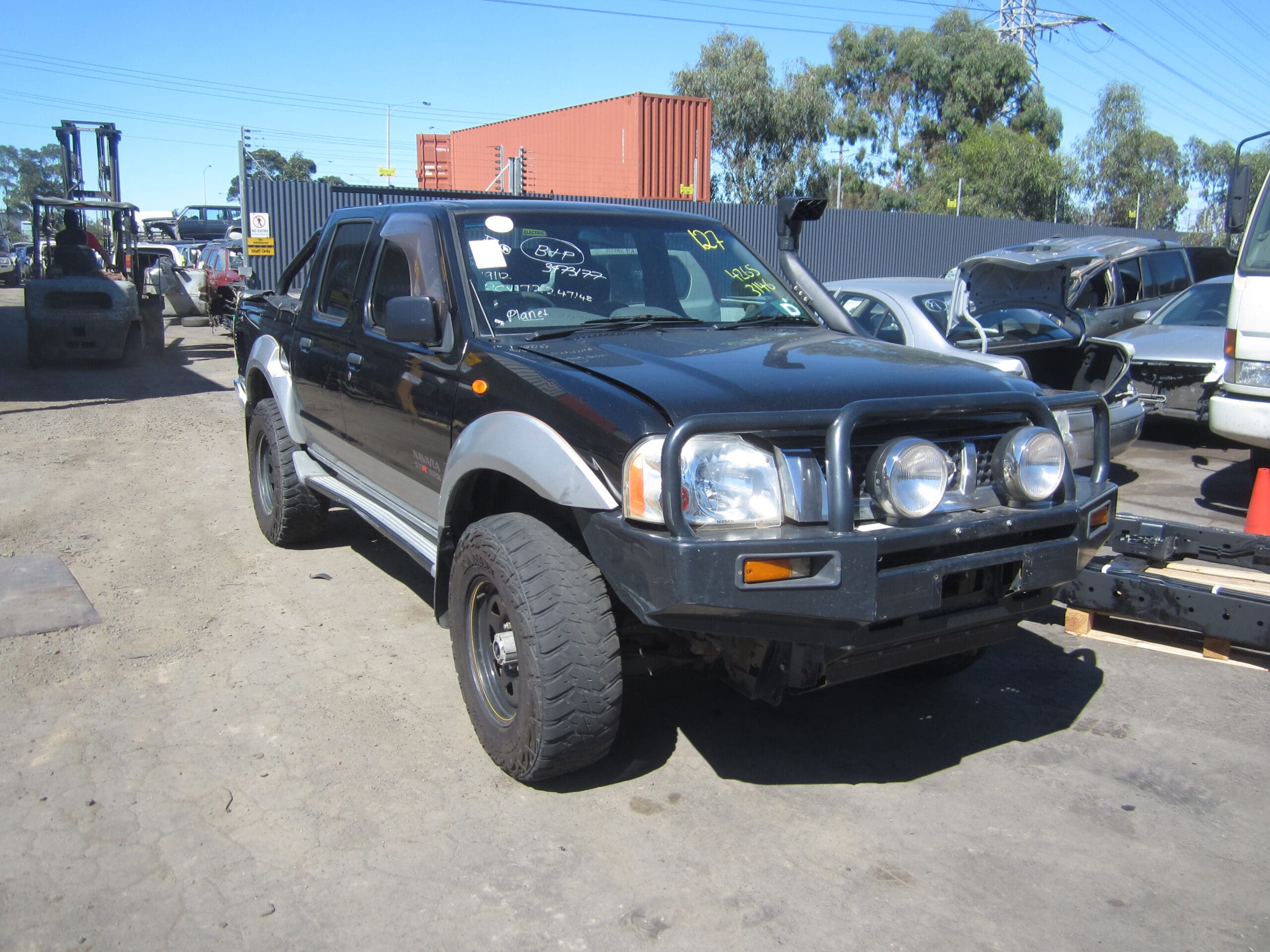 NISSAN NAVARA D22 ZD30 DIESEL 2005 WRECKING