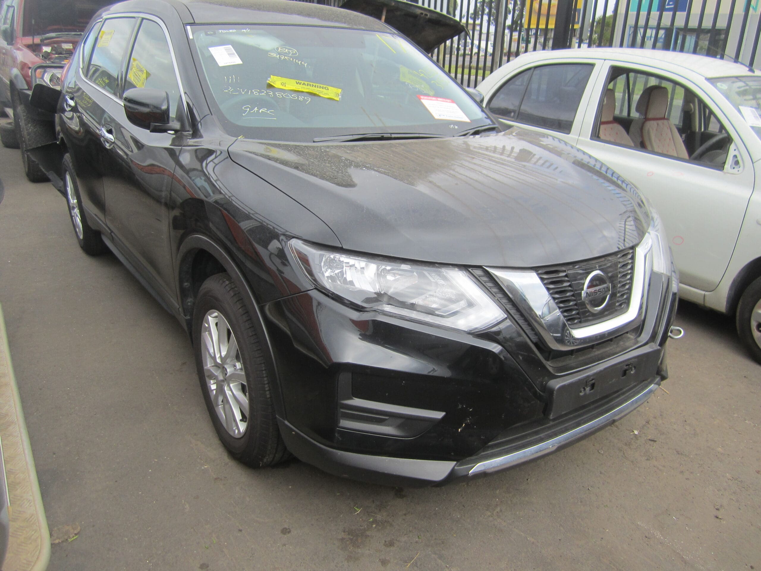 NISSAN X-TRAIL T32 ST PETROL 4X4 2017 WRECKING
