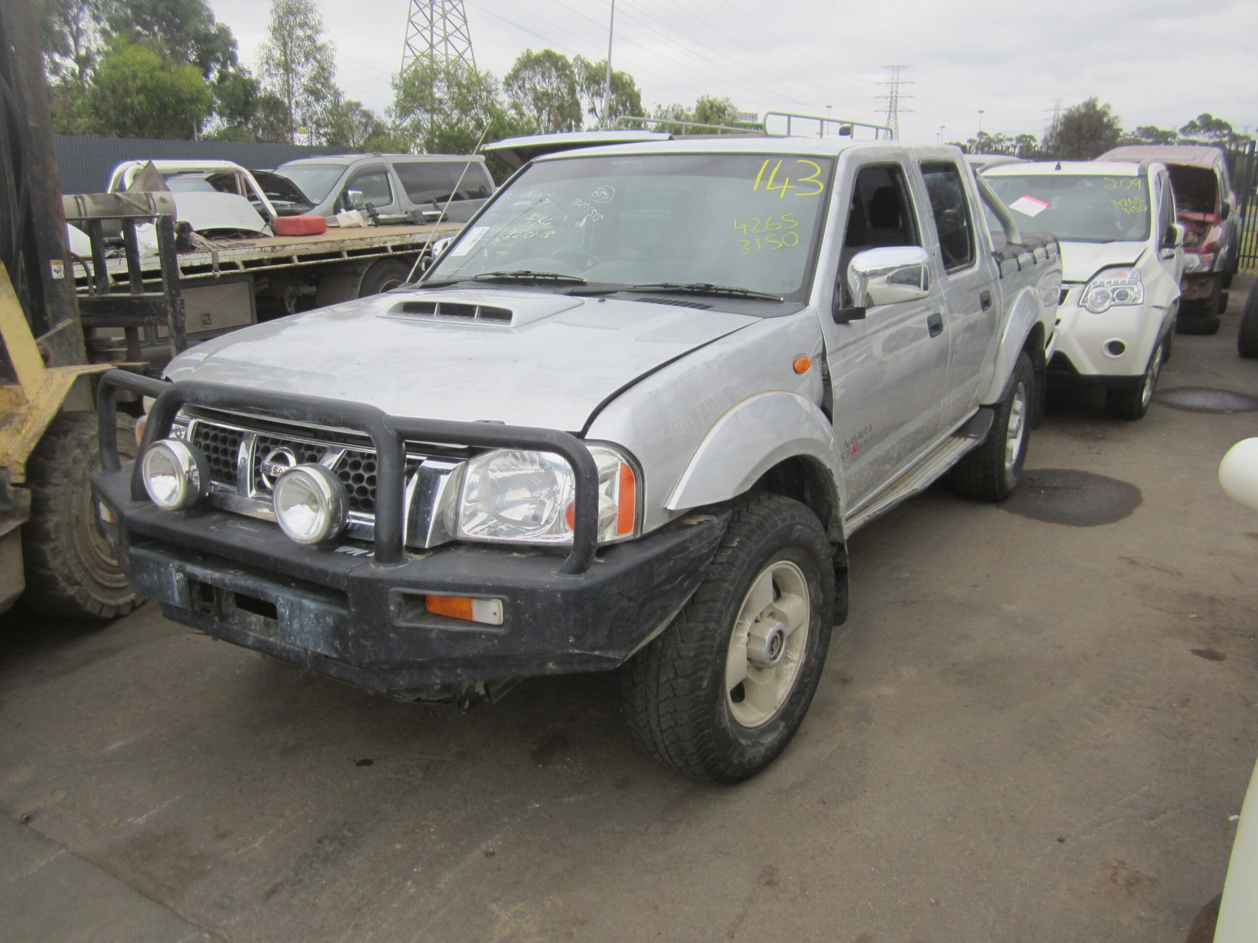 NISSAN NAVARA D22 YD25 DIESEL 2010 WRECKING