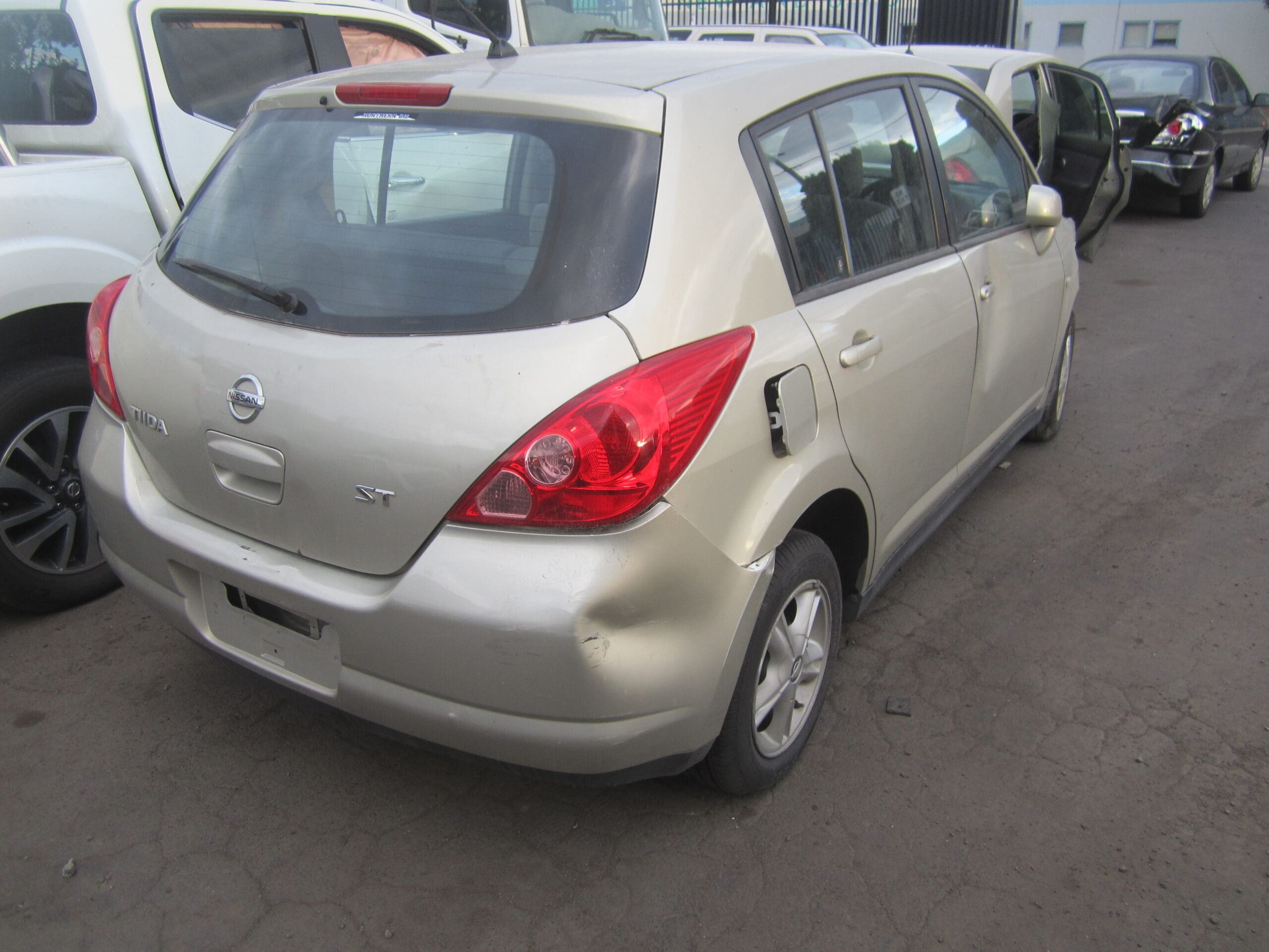NISSAN TIIDA C11 ST HATCH 2008 WRECKING