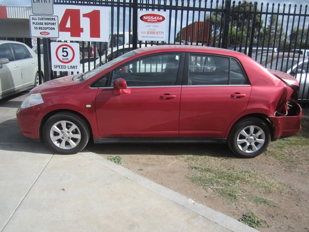 Nissan tiida c11 2008