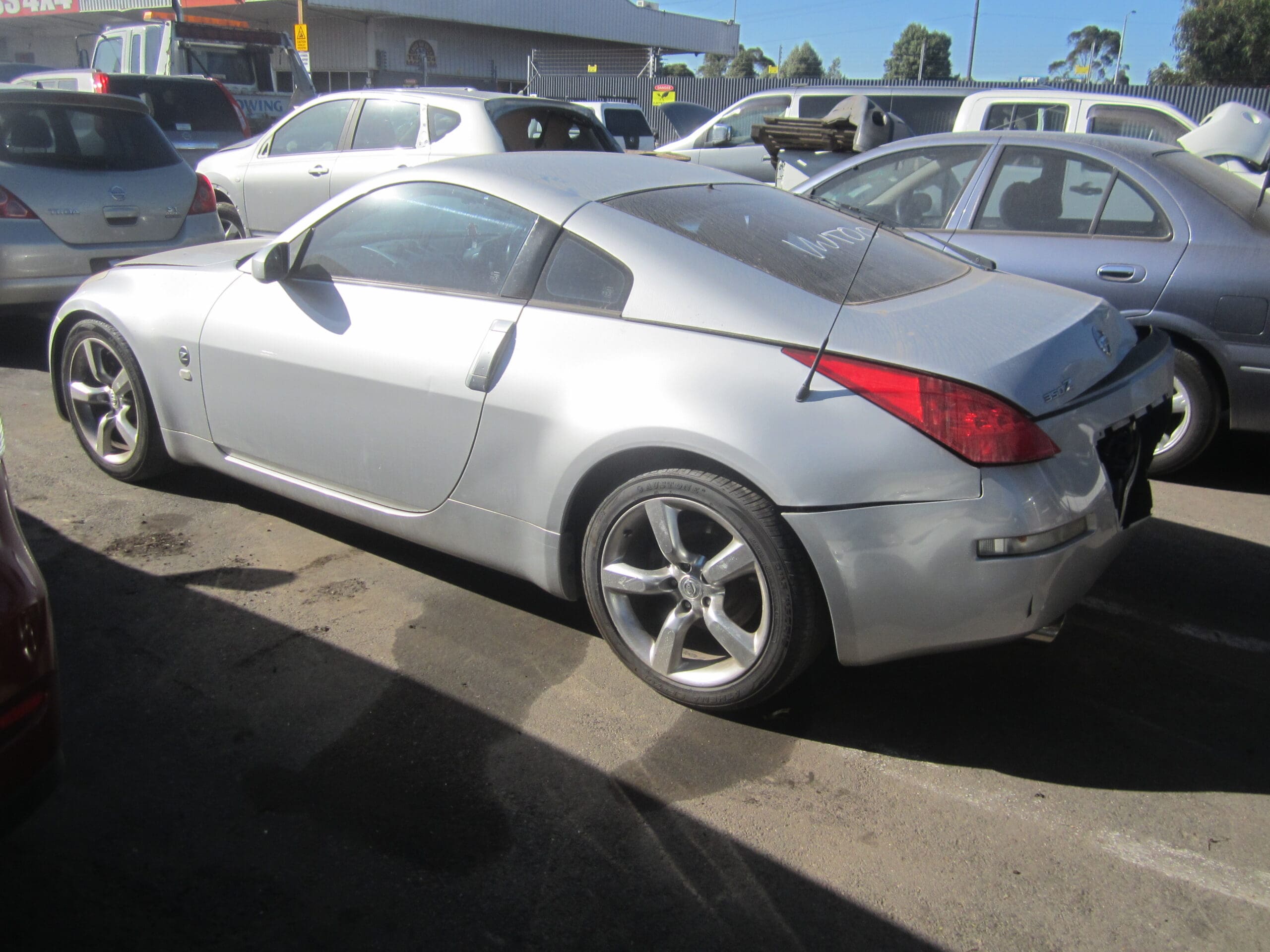NISSAN 350Z Z33 COUPE HARD TOP 2006 WRECKING