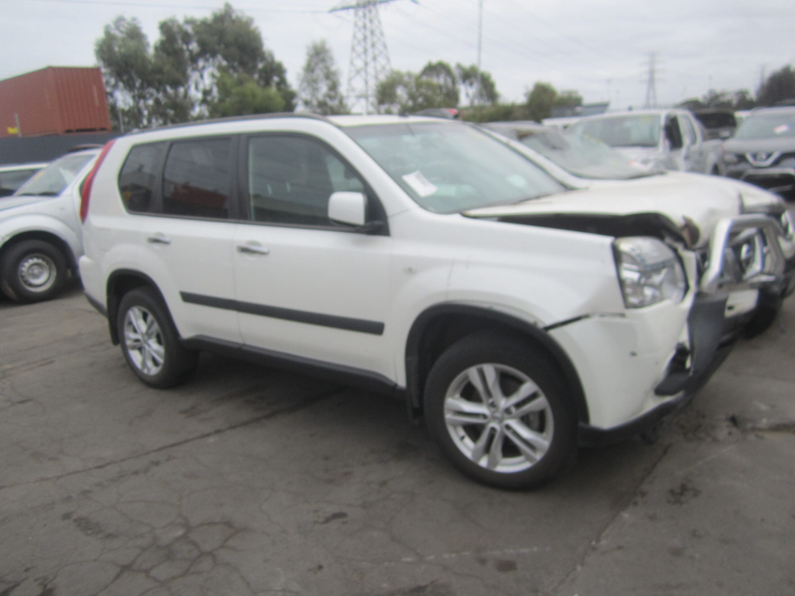 NISSAN X-TRAIL T31 ST-L QR25 4X4 CVT AUTO 2011 WRECKING