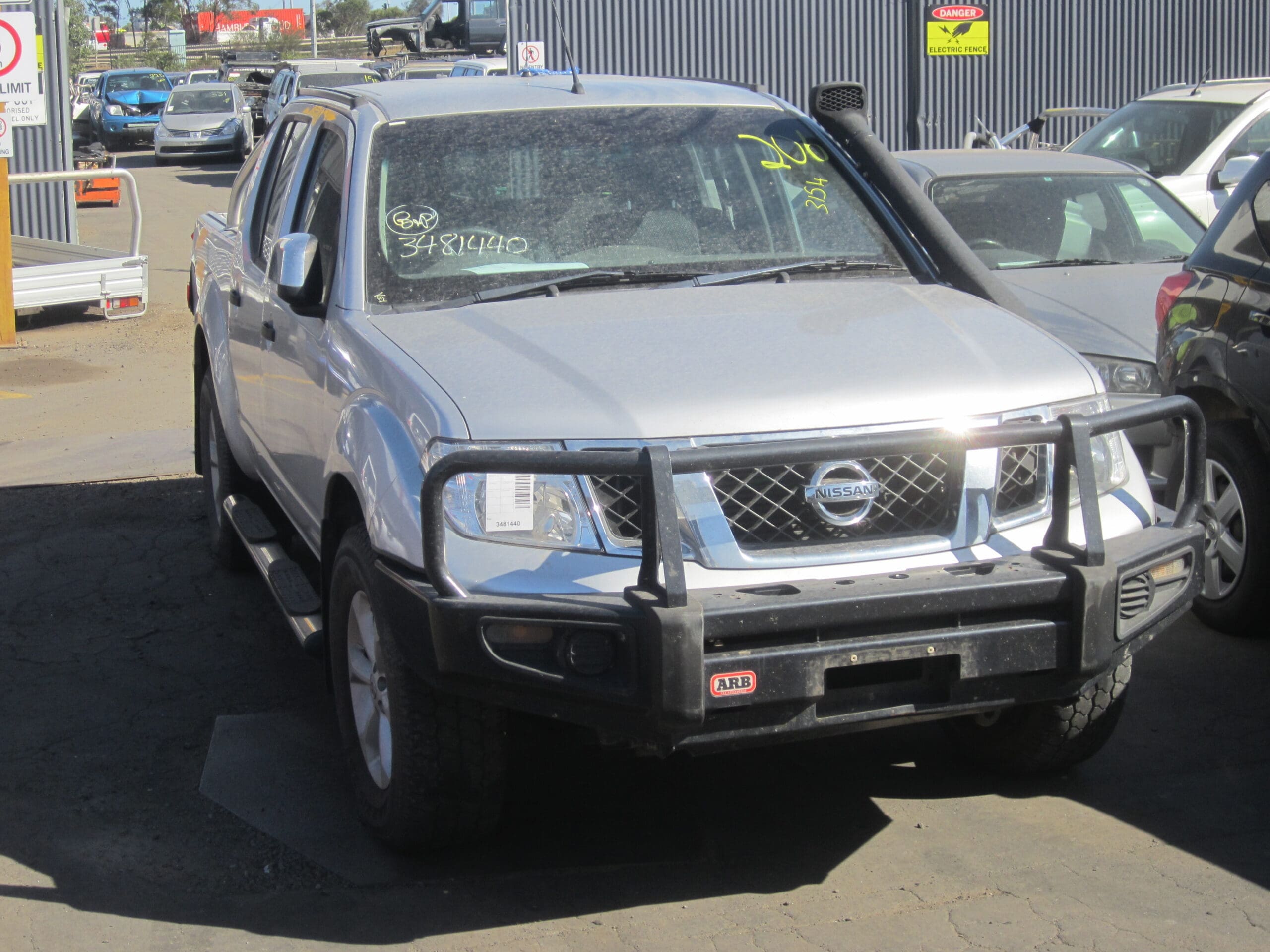 NISSAN NAVARA D40 VSK SPAIN ST-X YD25 2012 WRECKING