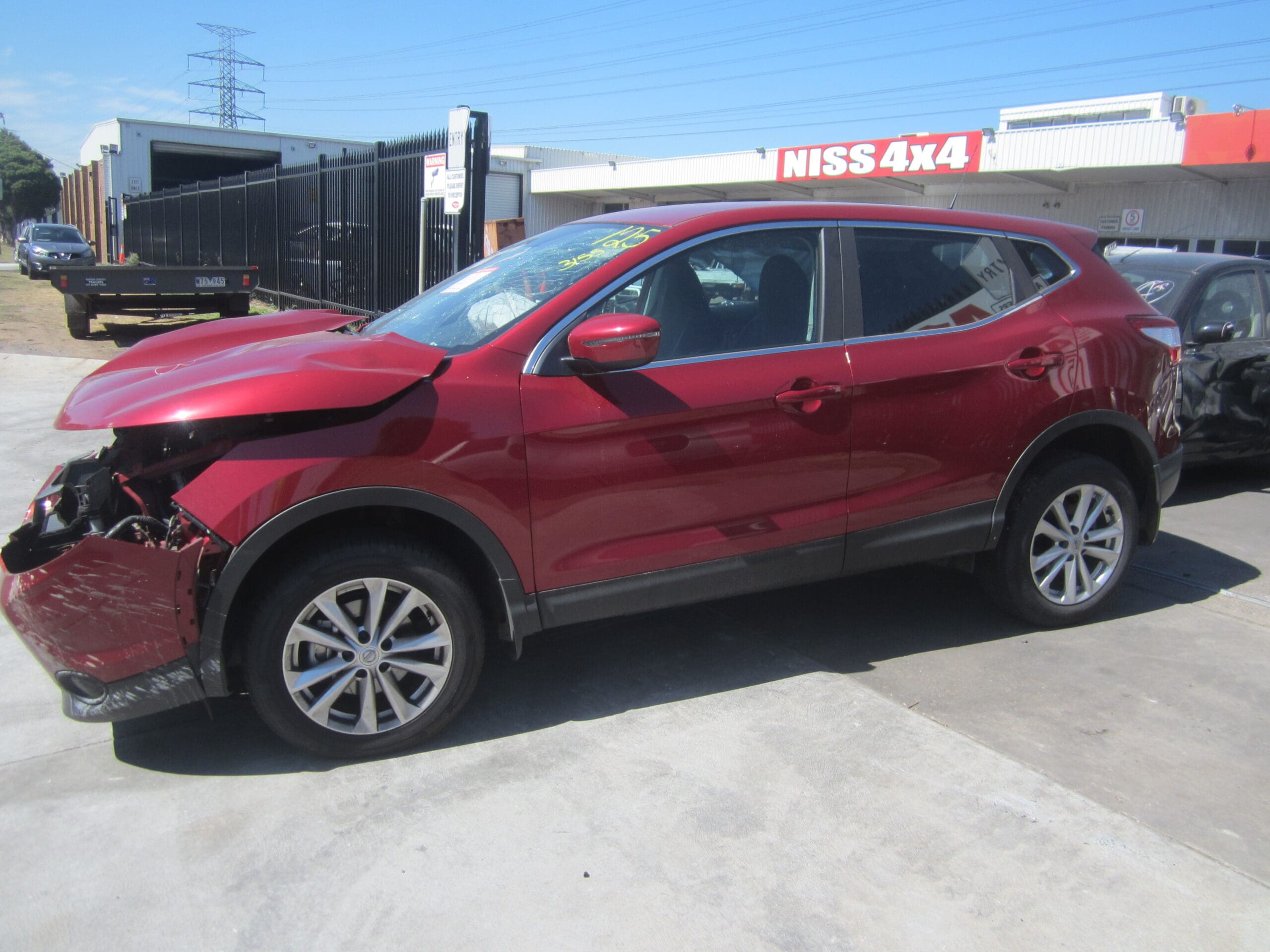 NISSAN QASHQAI J11 ST 2L PETROL 2014 WRECKING